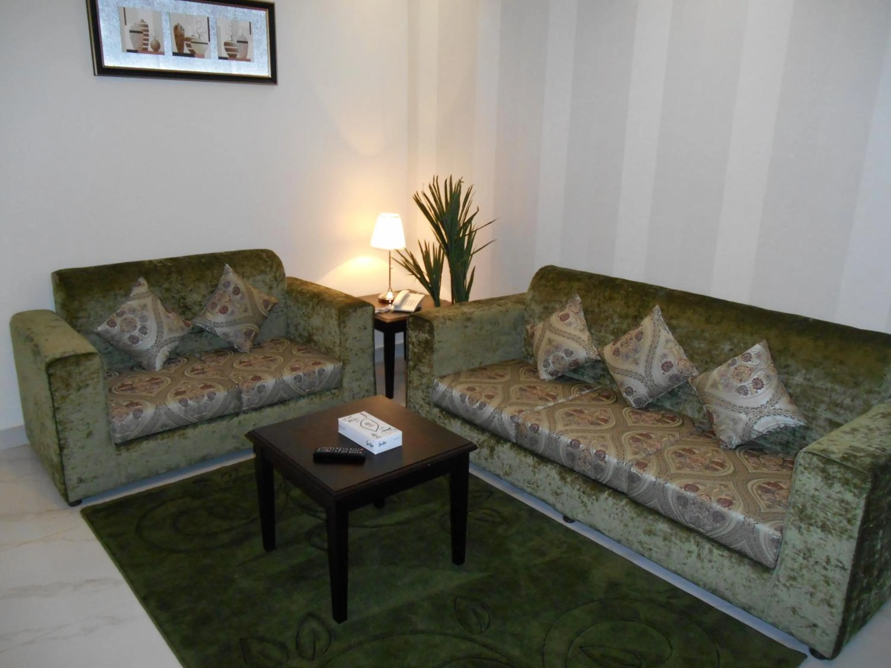 Living room in جلنار الشرق للشقق المخدومة