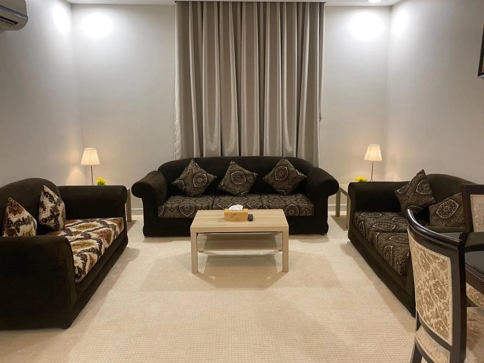 Living room in جلنار الشرق للشقق المخدومة