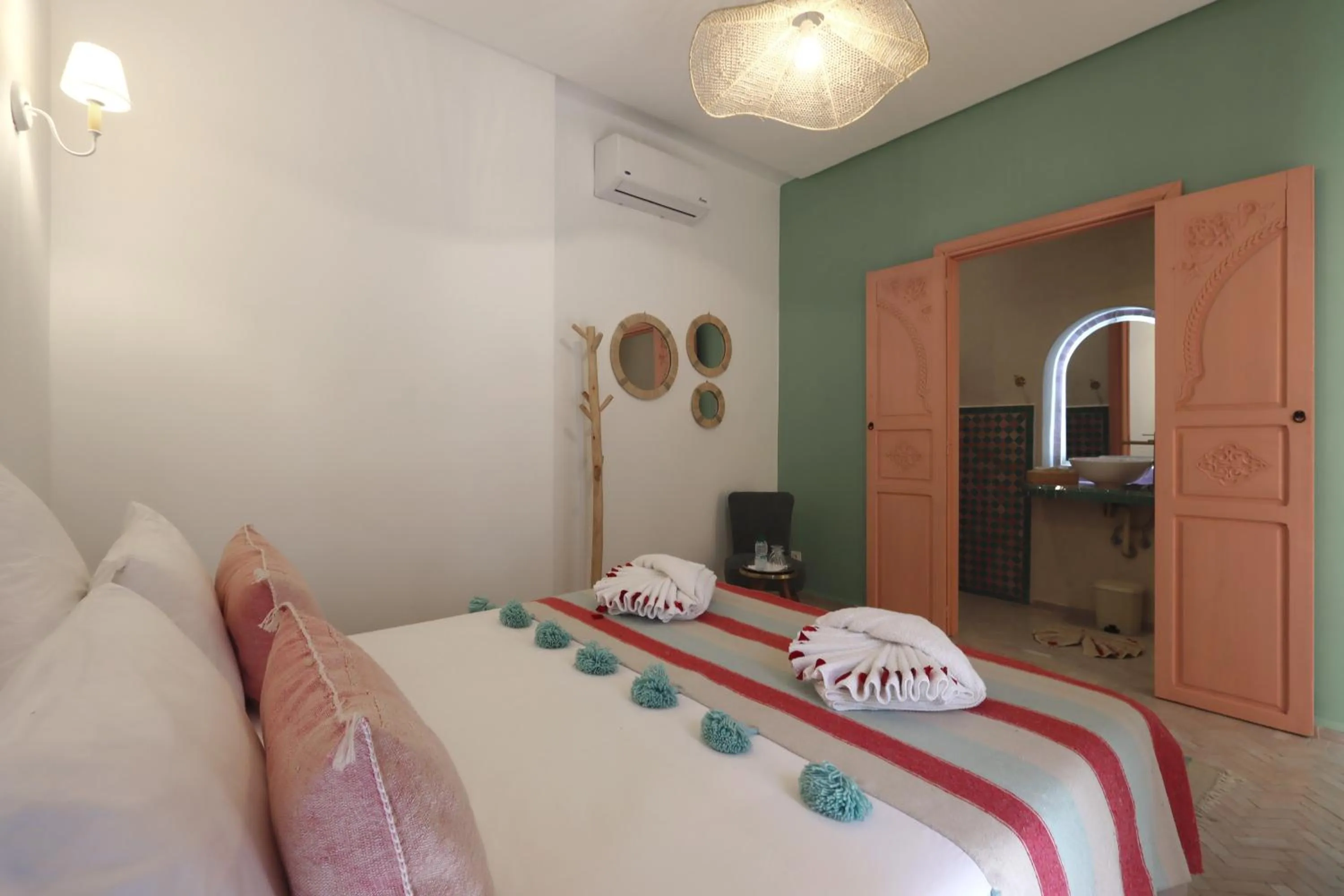 Bed in Riad Darchica