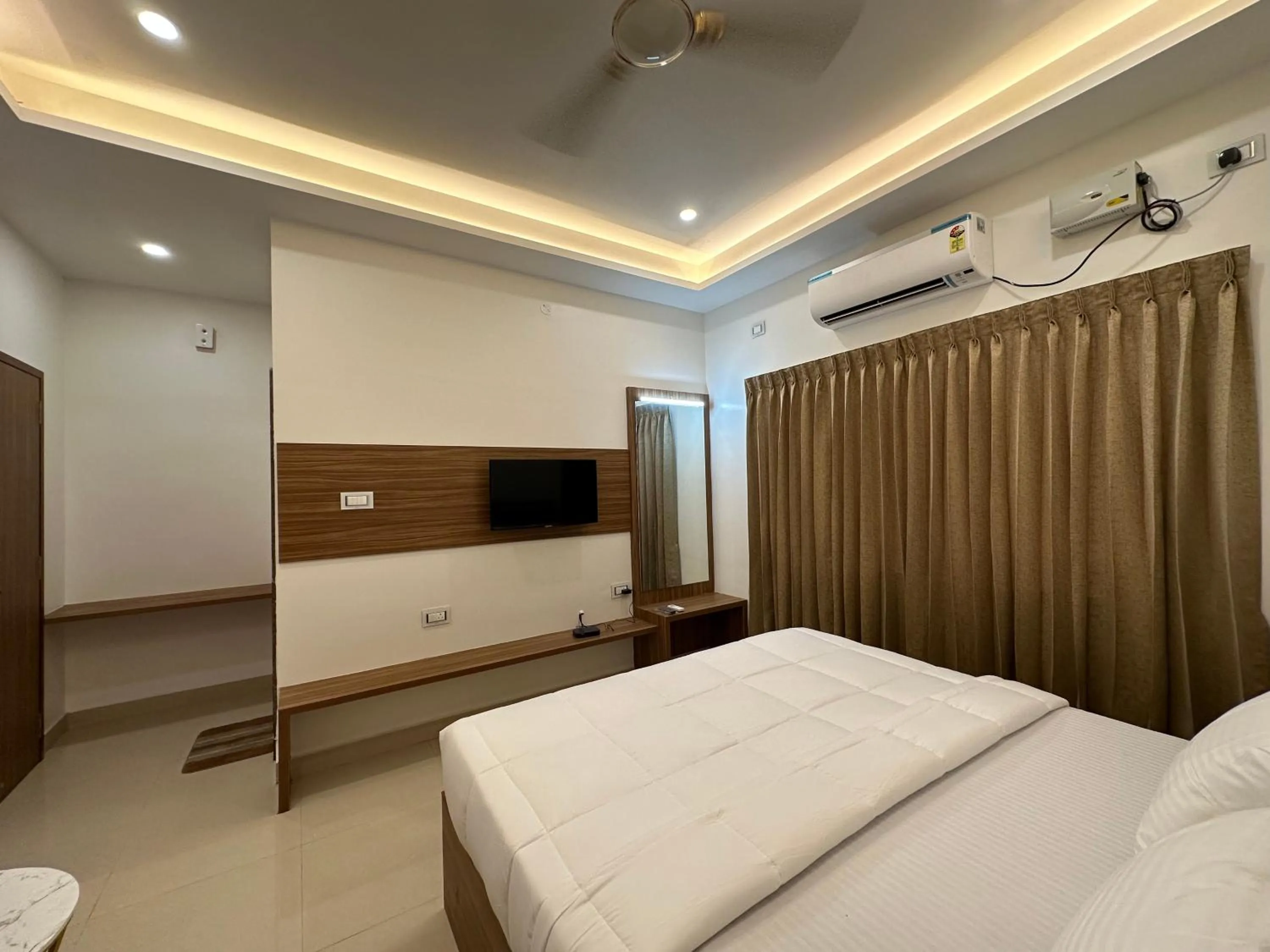 Bed in SRI KRISHNA RESIDENCY Srirangam