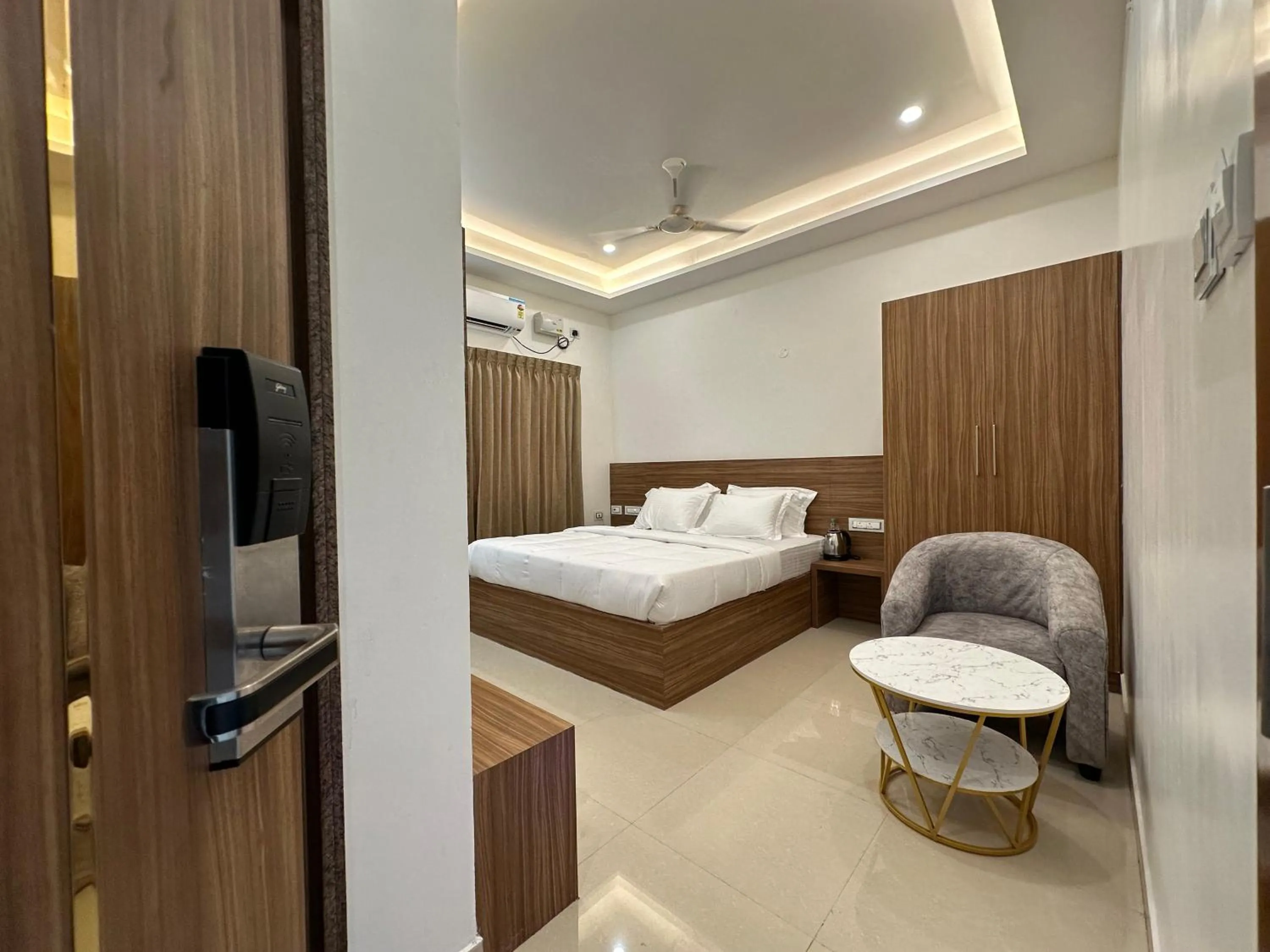 Bed in SRI KRISHNA RESIDENCY Srirangam