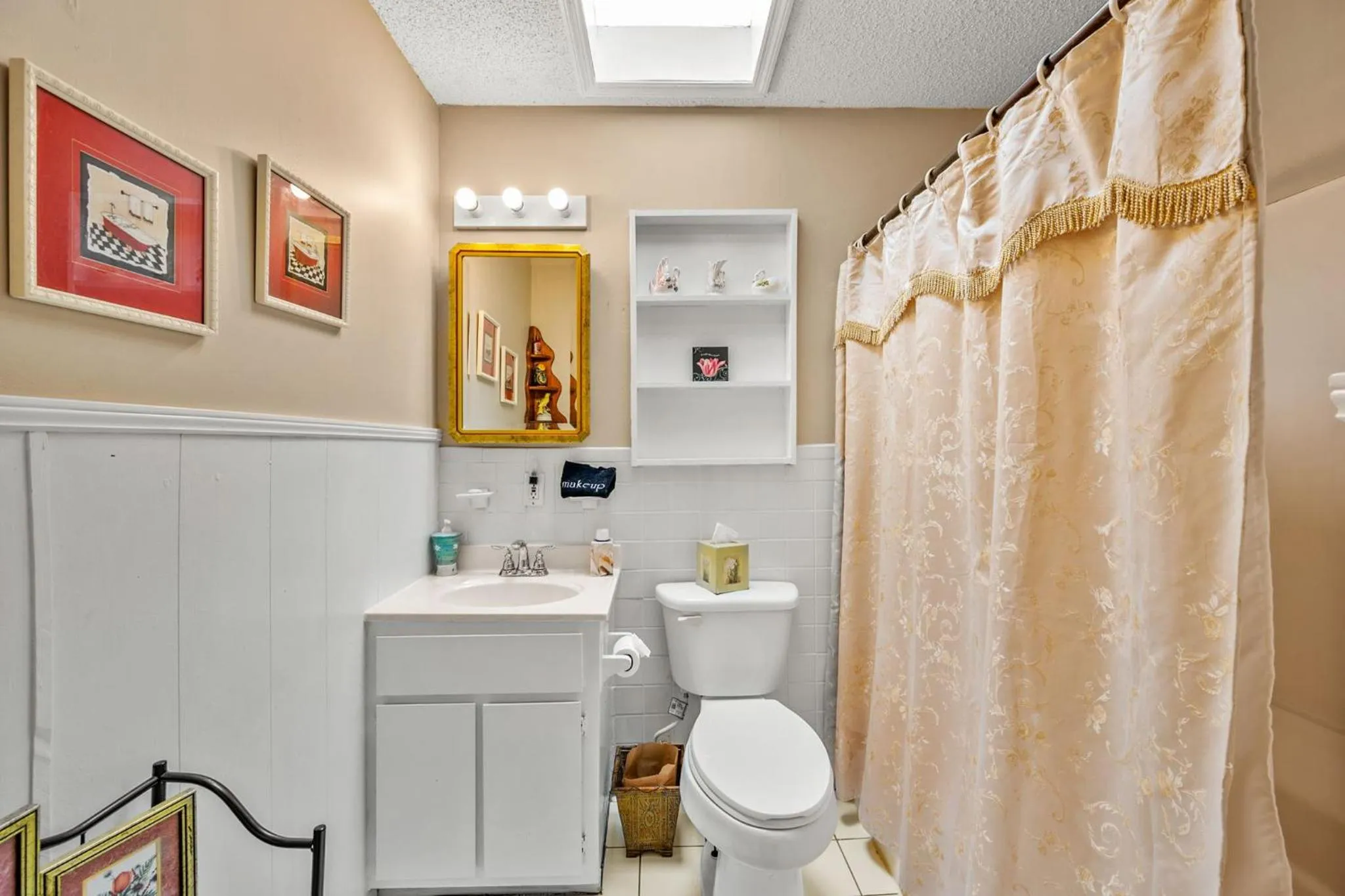 Bedroom in Goodbread House Bed and Breakfast