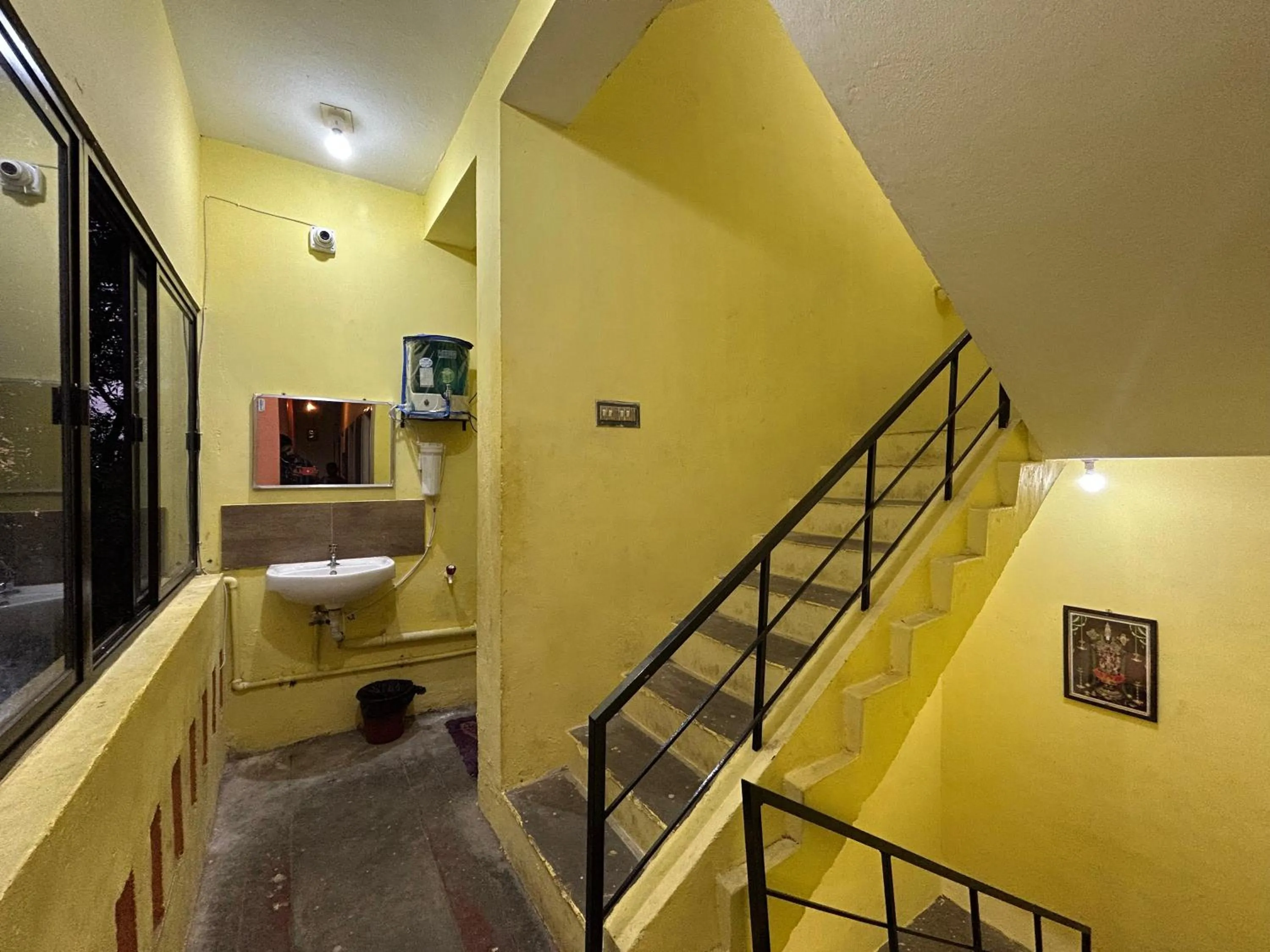 Bathroom in The Kaya Backpackers Rooms Srirangam
