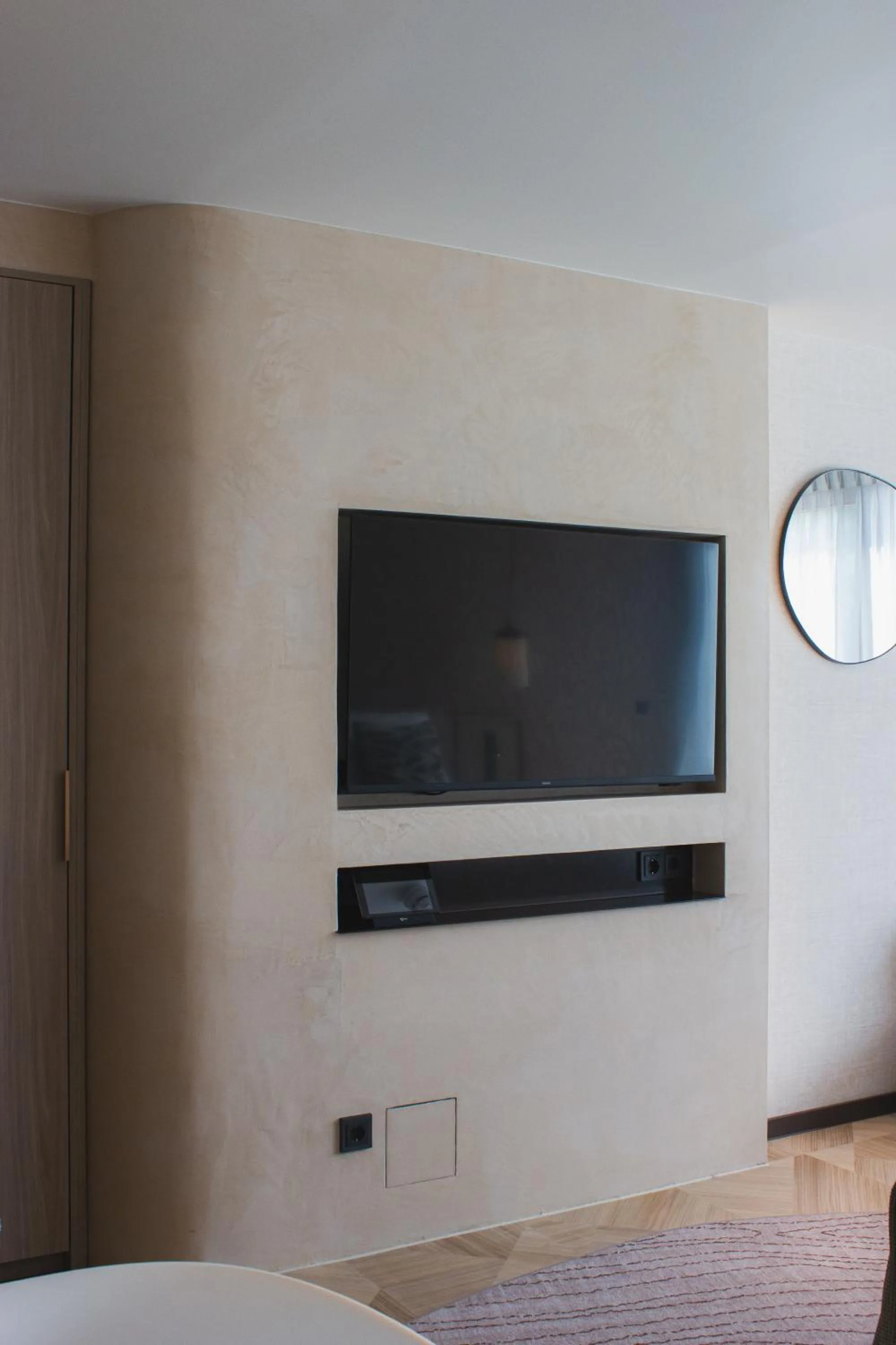 TV and multimedia, Bed in Wellnesshotel Thermae 2000