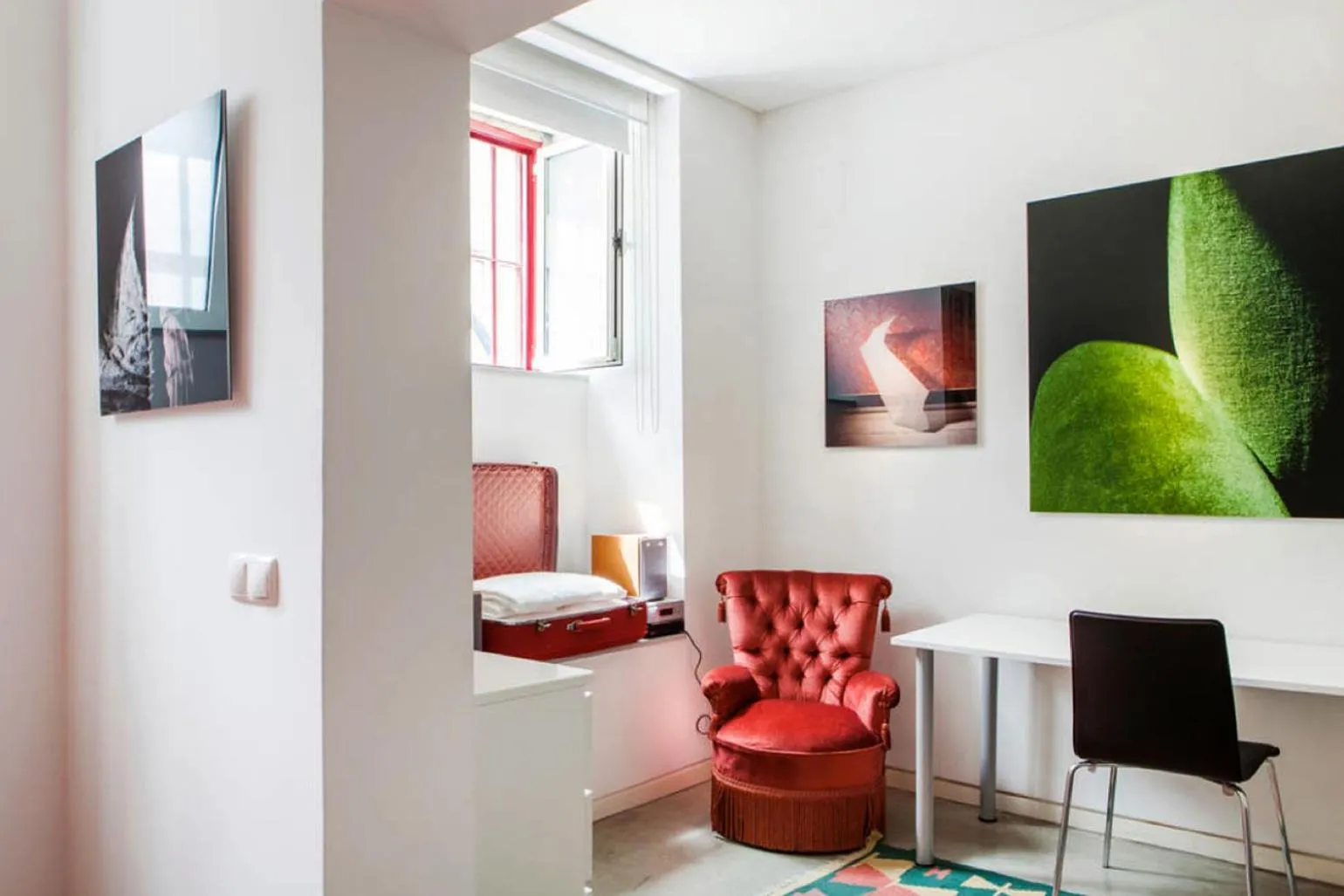 Bedroom in Art Gallery Apartment