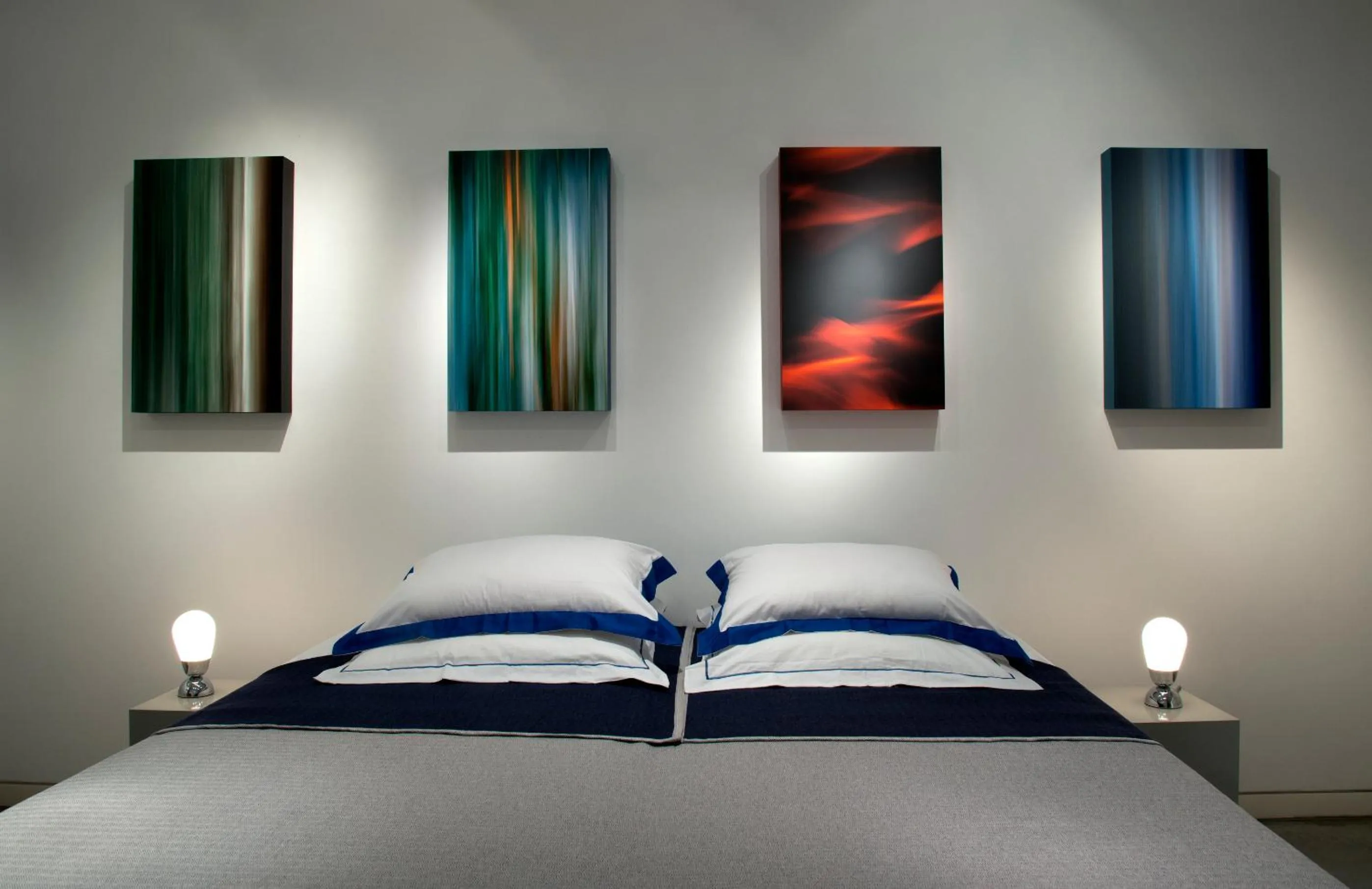 Bedroom, Bed in Art Gallery Apartment