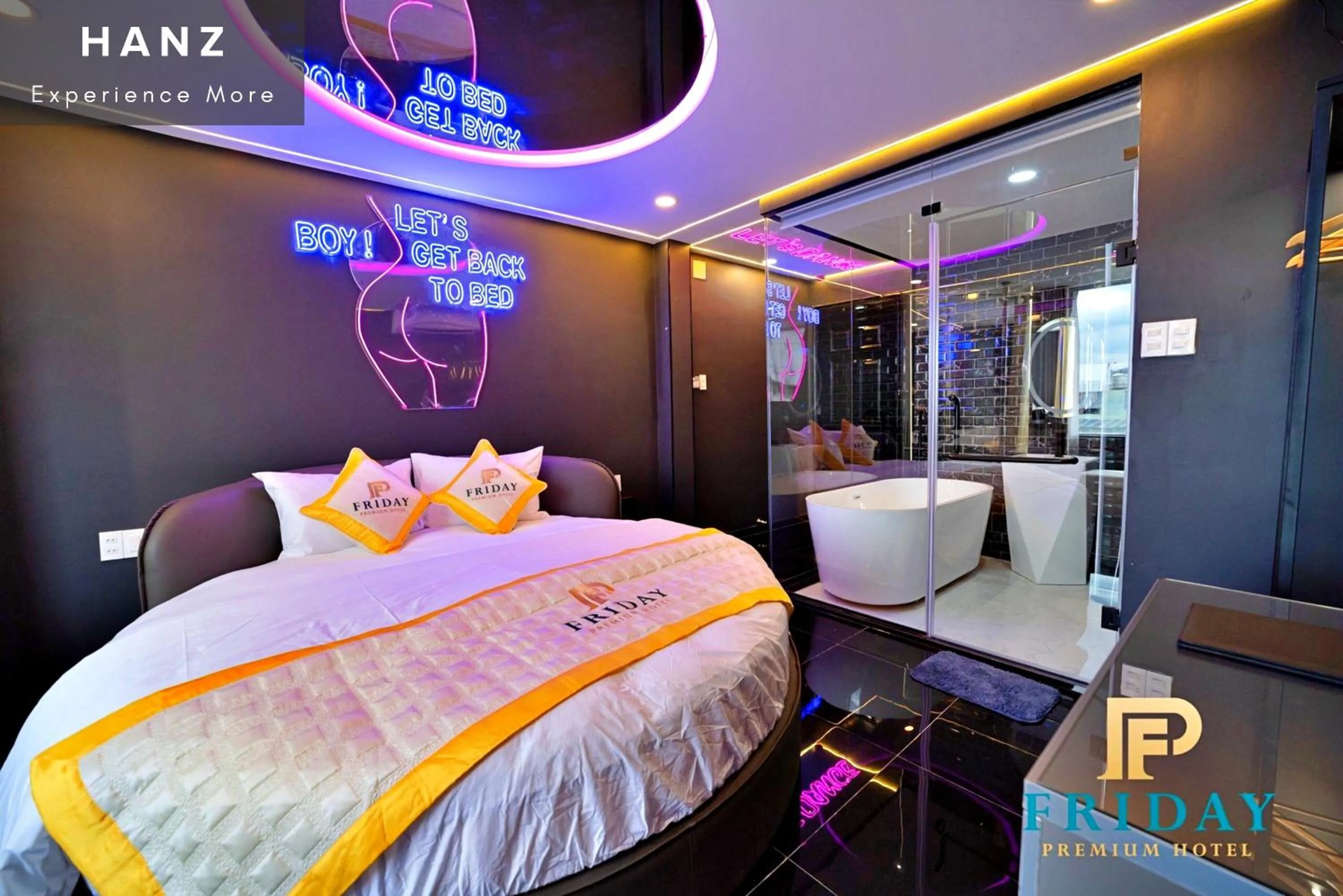 Bed in HANZ Bao Long Hotel RiverView