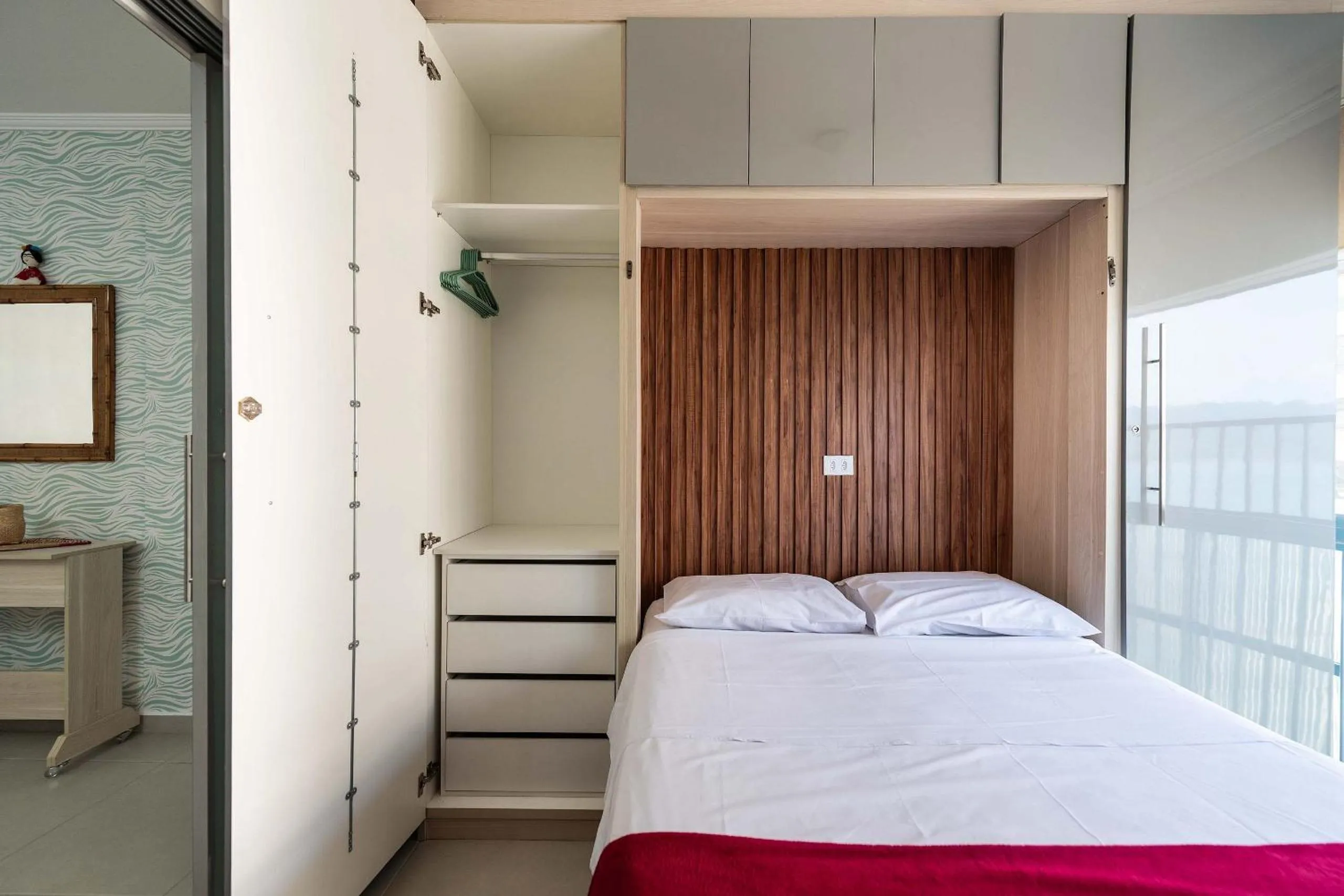 Bed in Ed Marli Santos