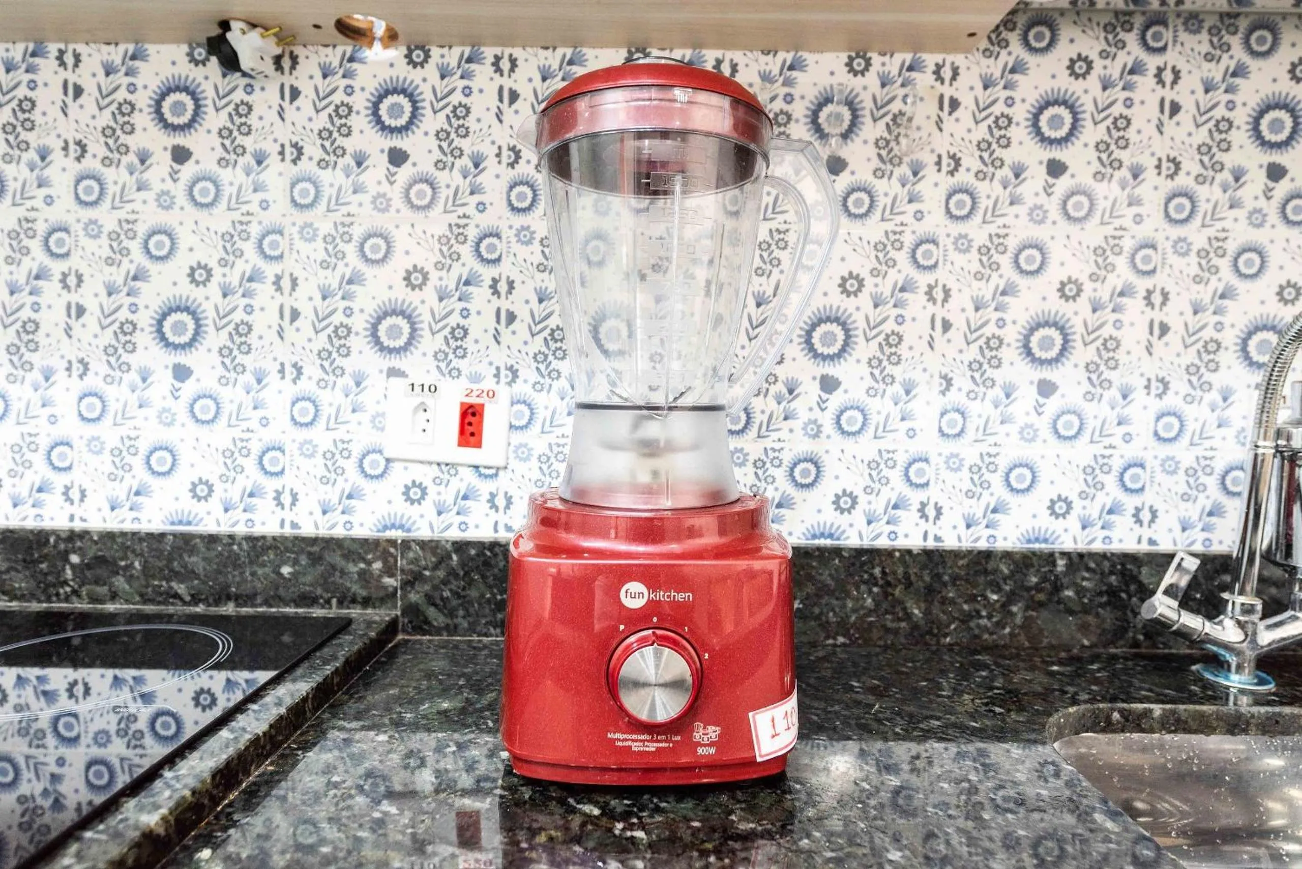 Kitchen or kitchenette in Ed Marli Santos