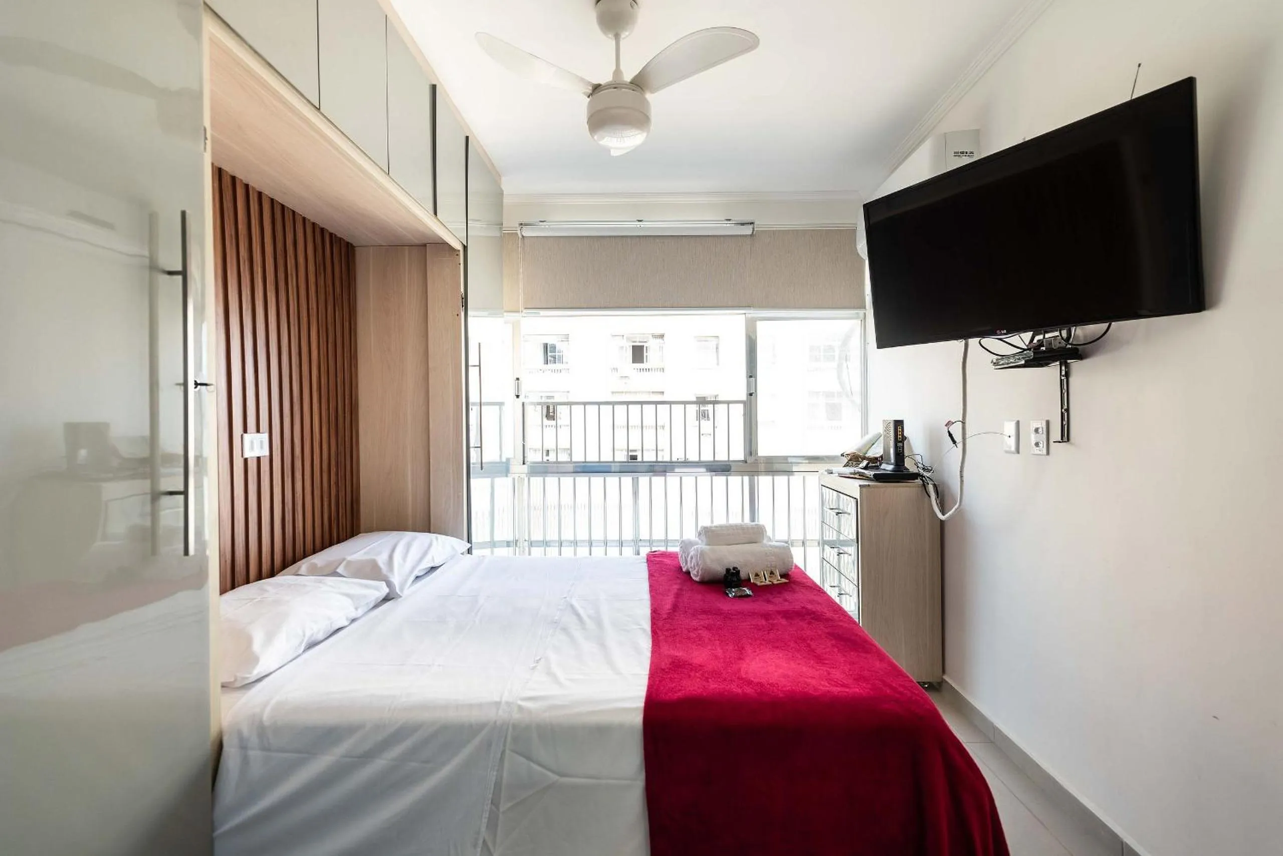 Bed in Ed Marli Santos