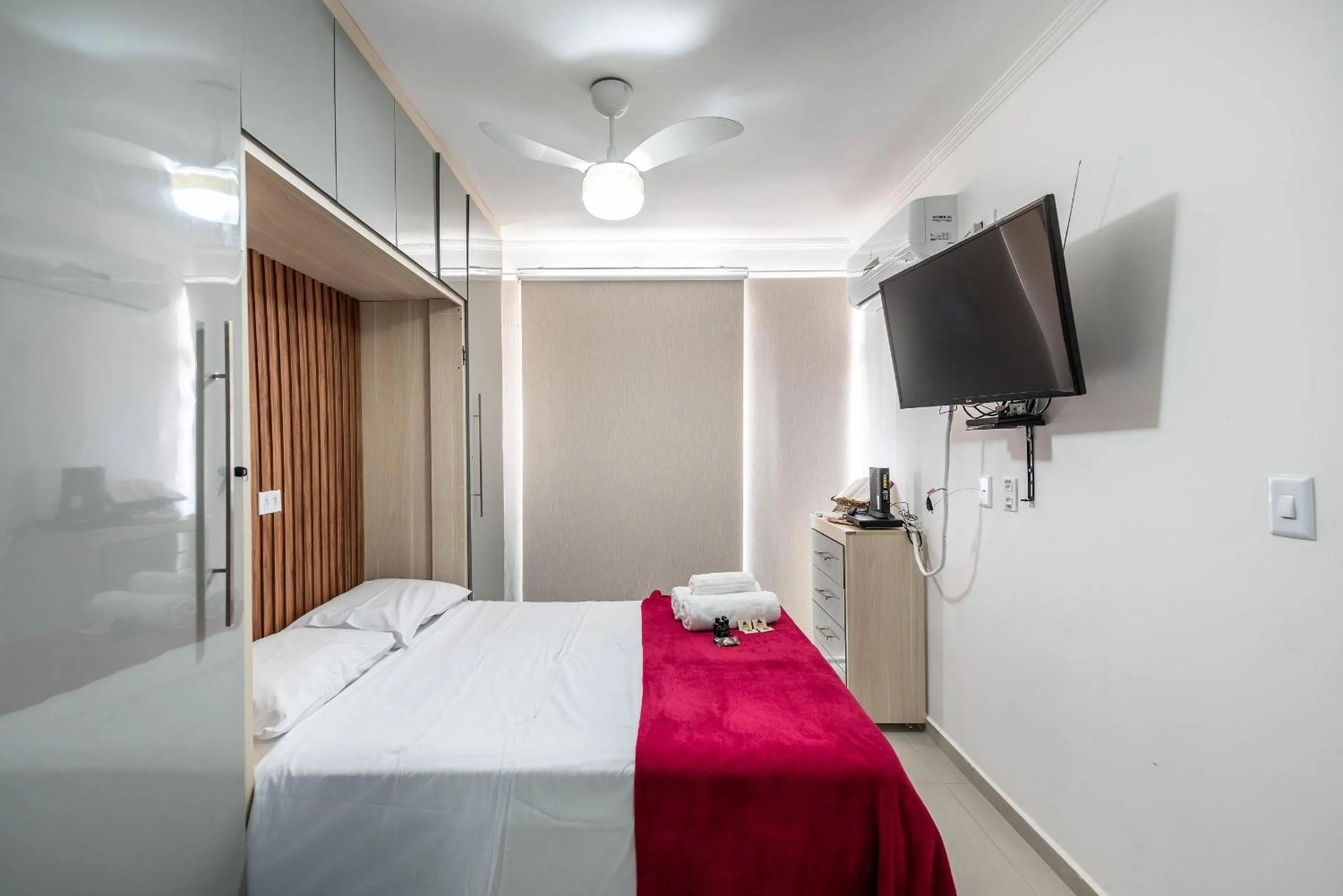 Bedroom, Bed in Ed Marli Santos