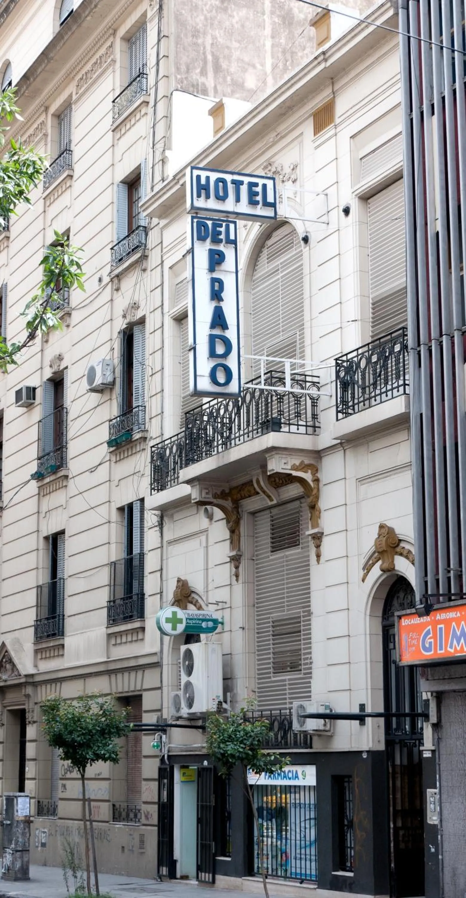 Facade/entrance in Hotel del Prado
