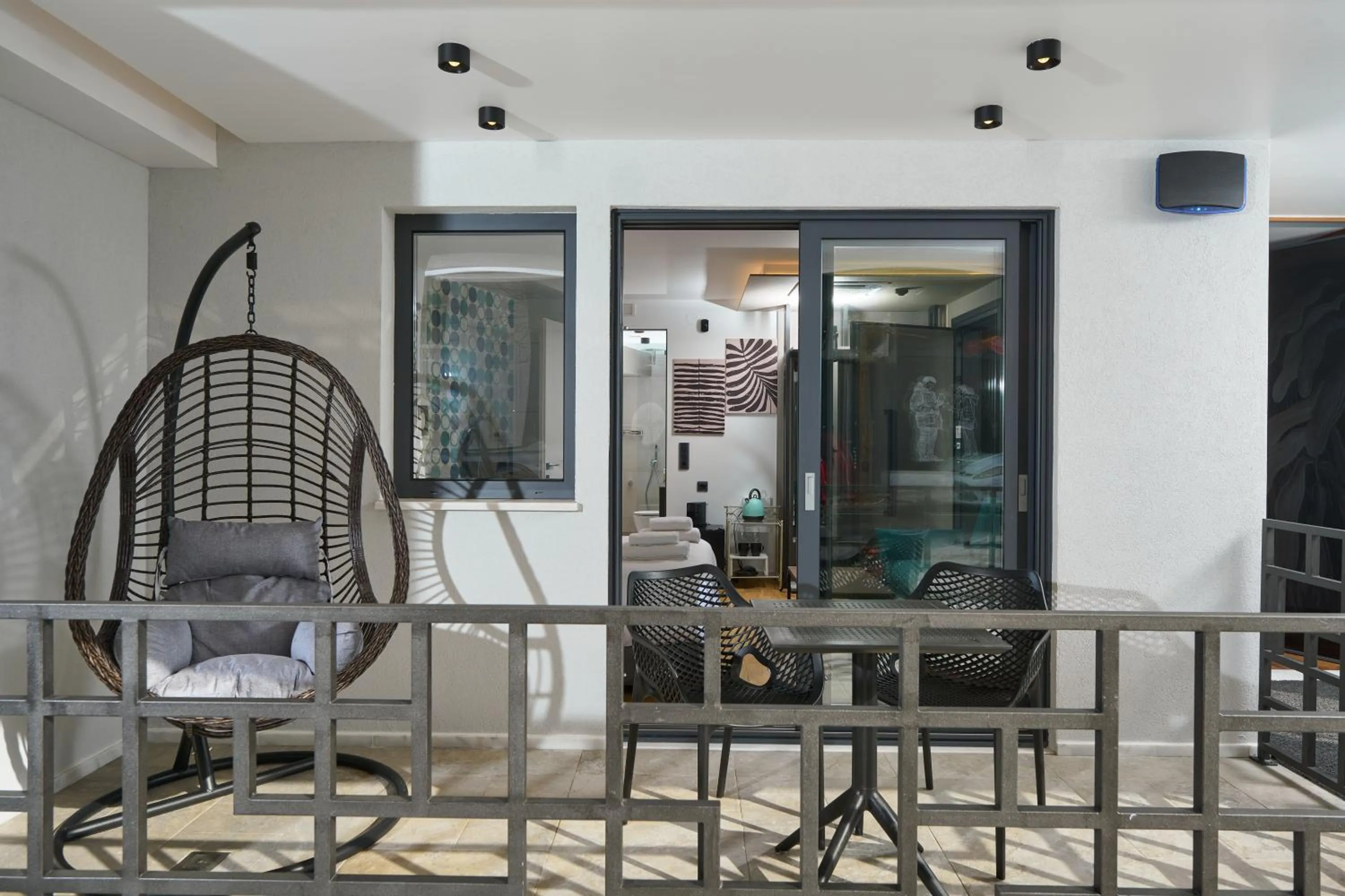 Balcony/Terrace in SIGMA Suites Hotel