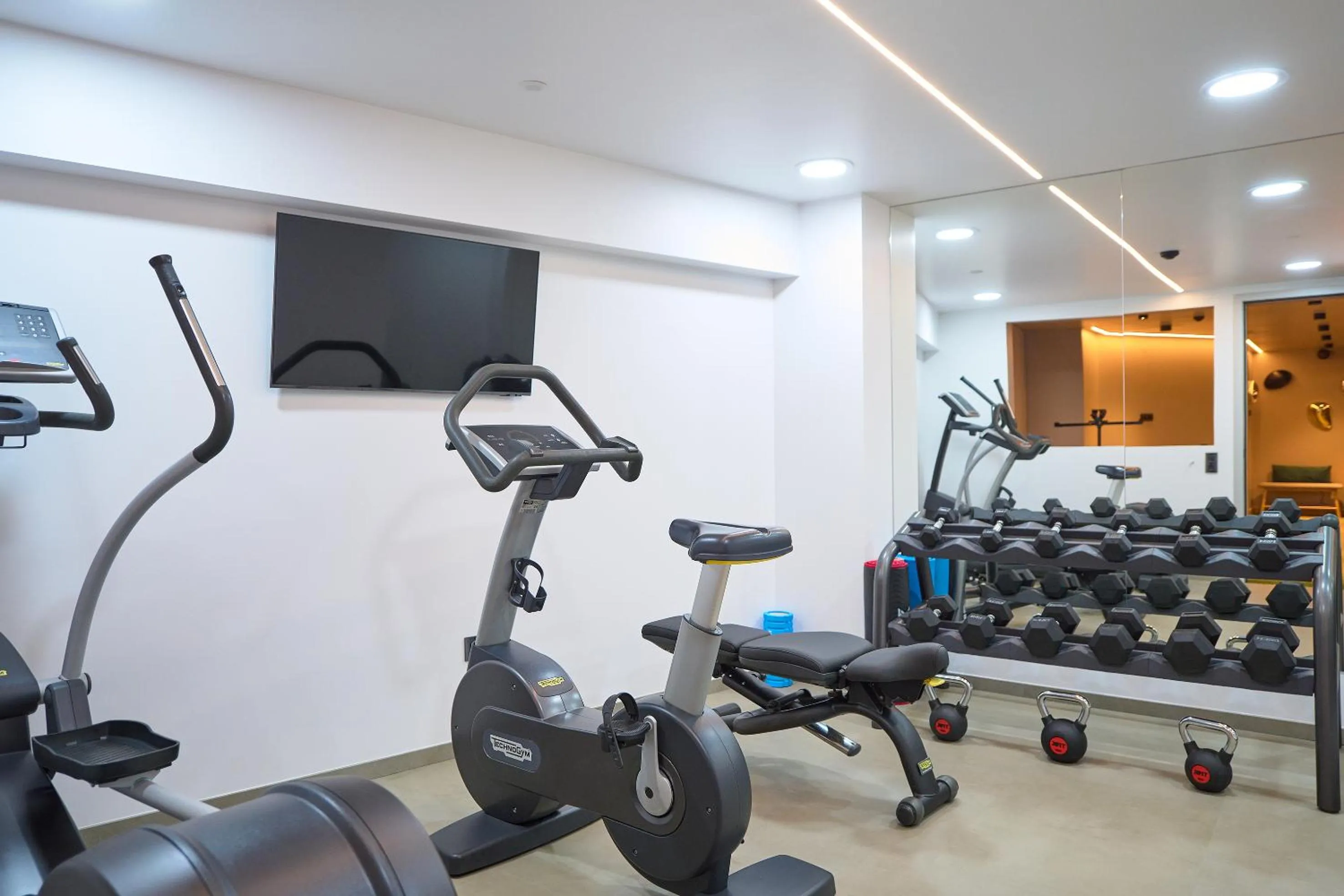 Fitness centre/facilities in SIGMA Suites Hotel