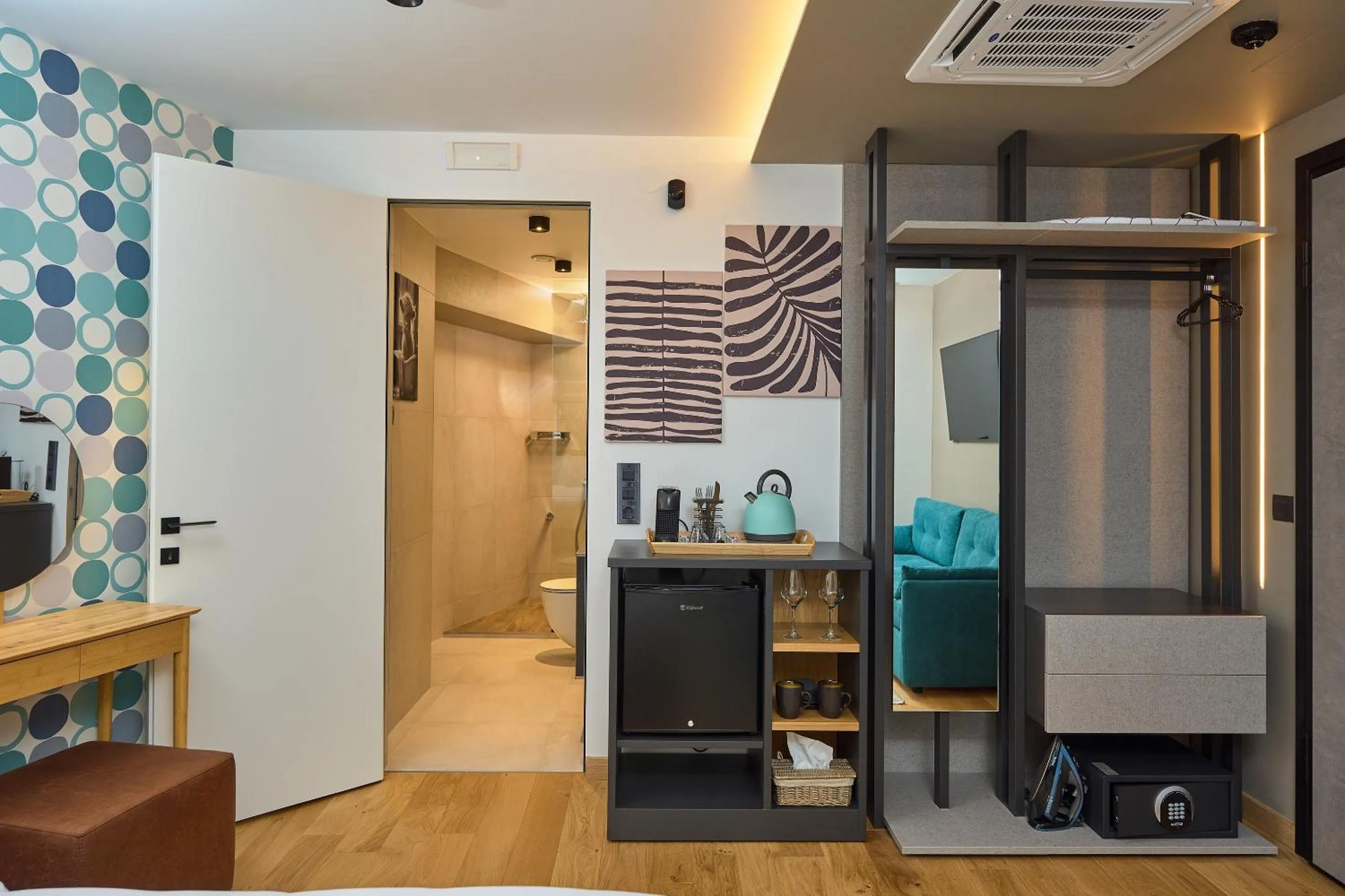 Kitchen or kitchenette in SIGMA Suites Hotel