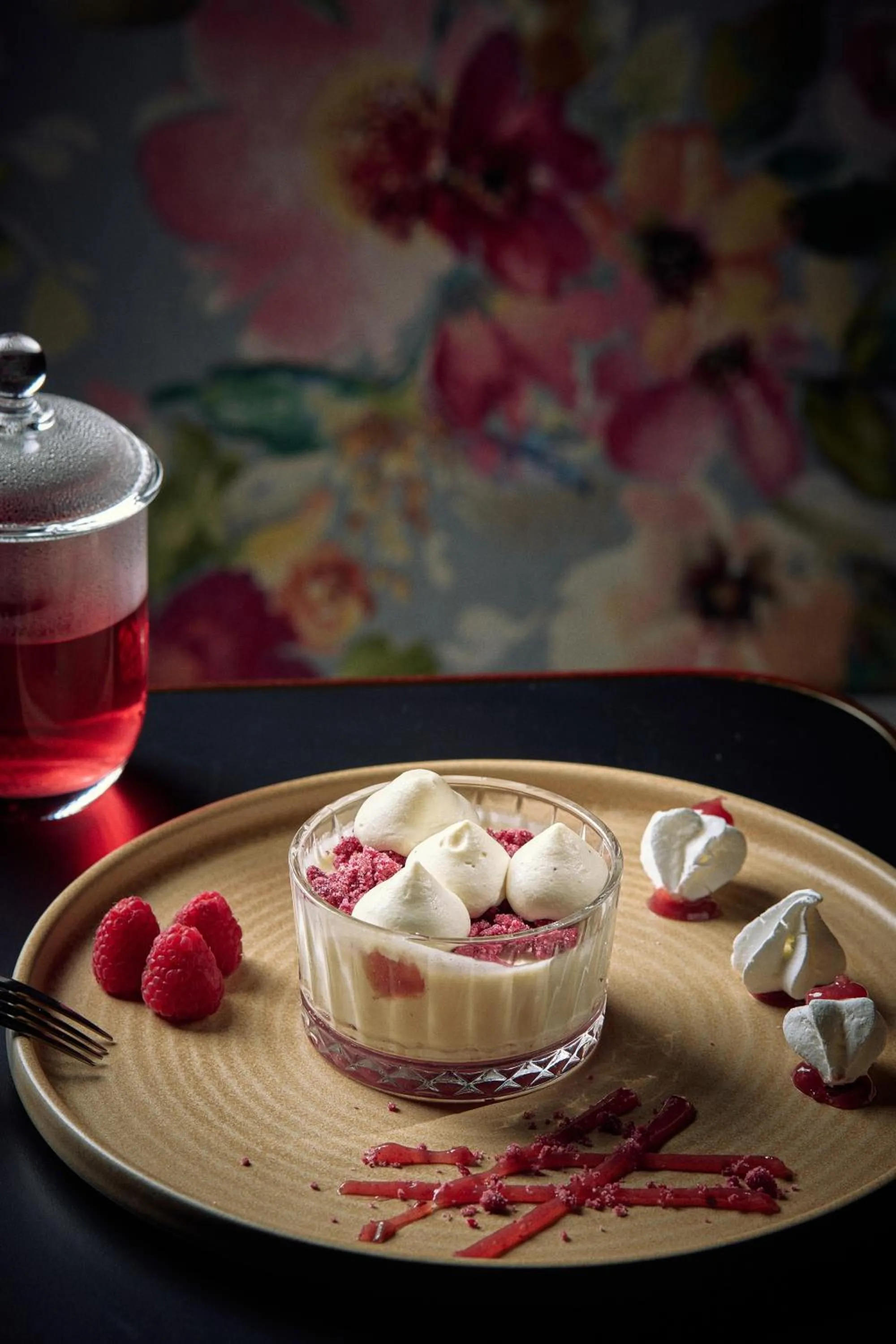 Restaurant/places to eat in SIGMA Suites Hotel