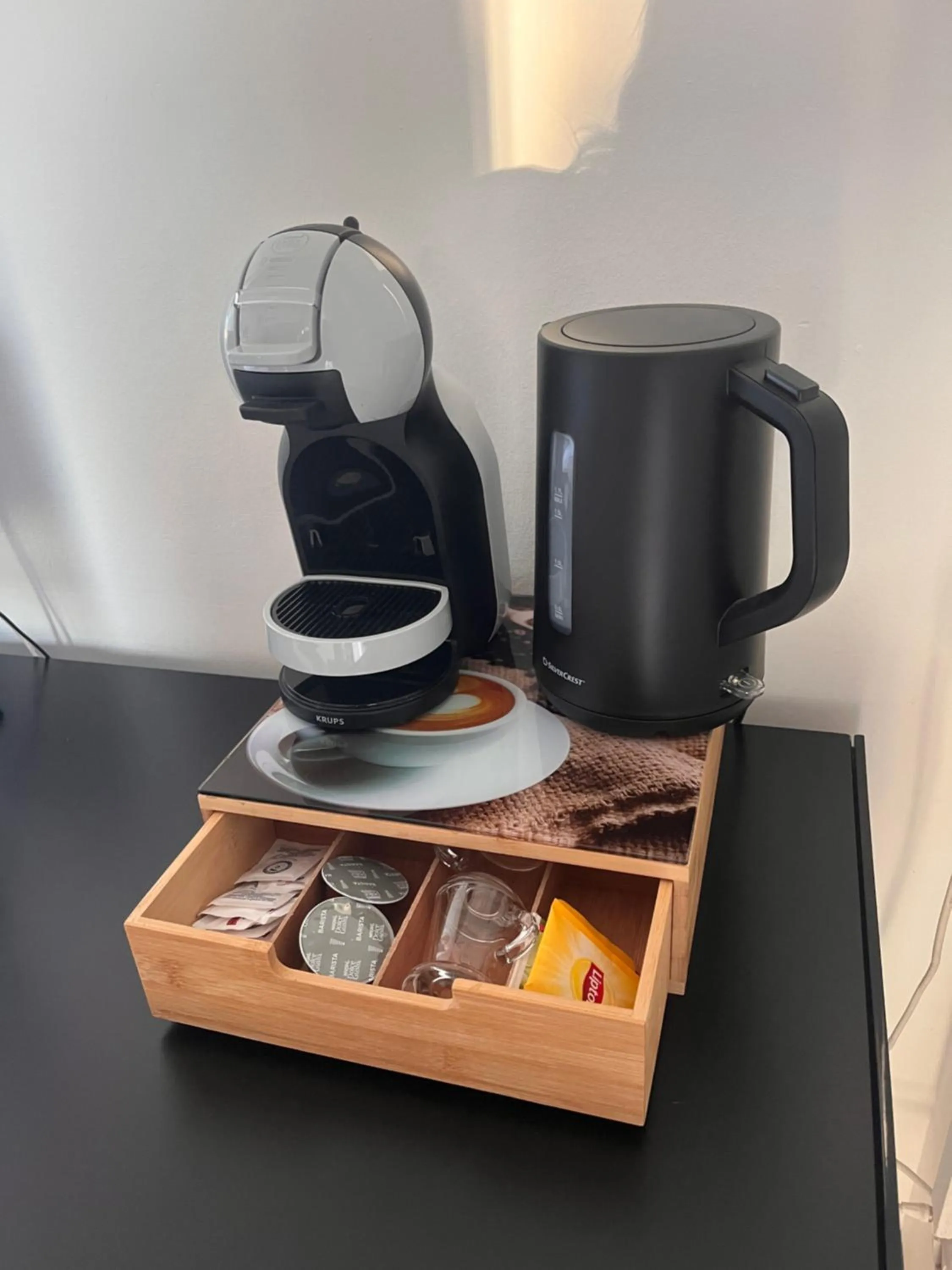 Bella Vita Guesthouse -parcheggio privato interno