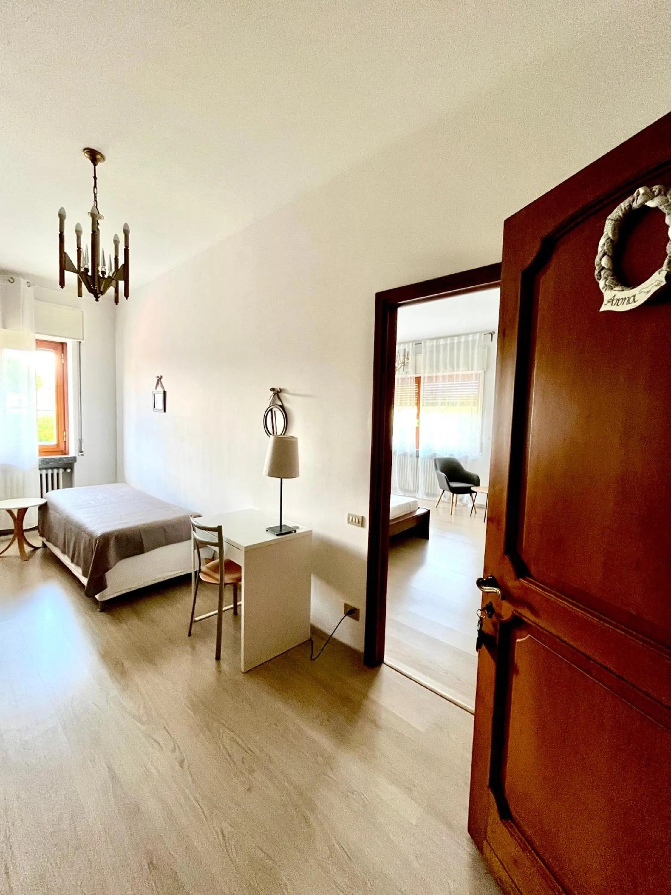 Bedroom, Bed in Bella Vita Guesthouse -parcheggio privato interno