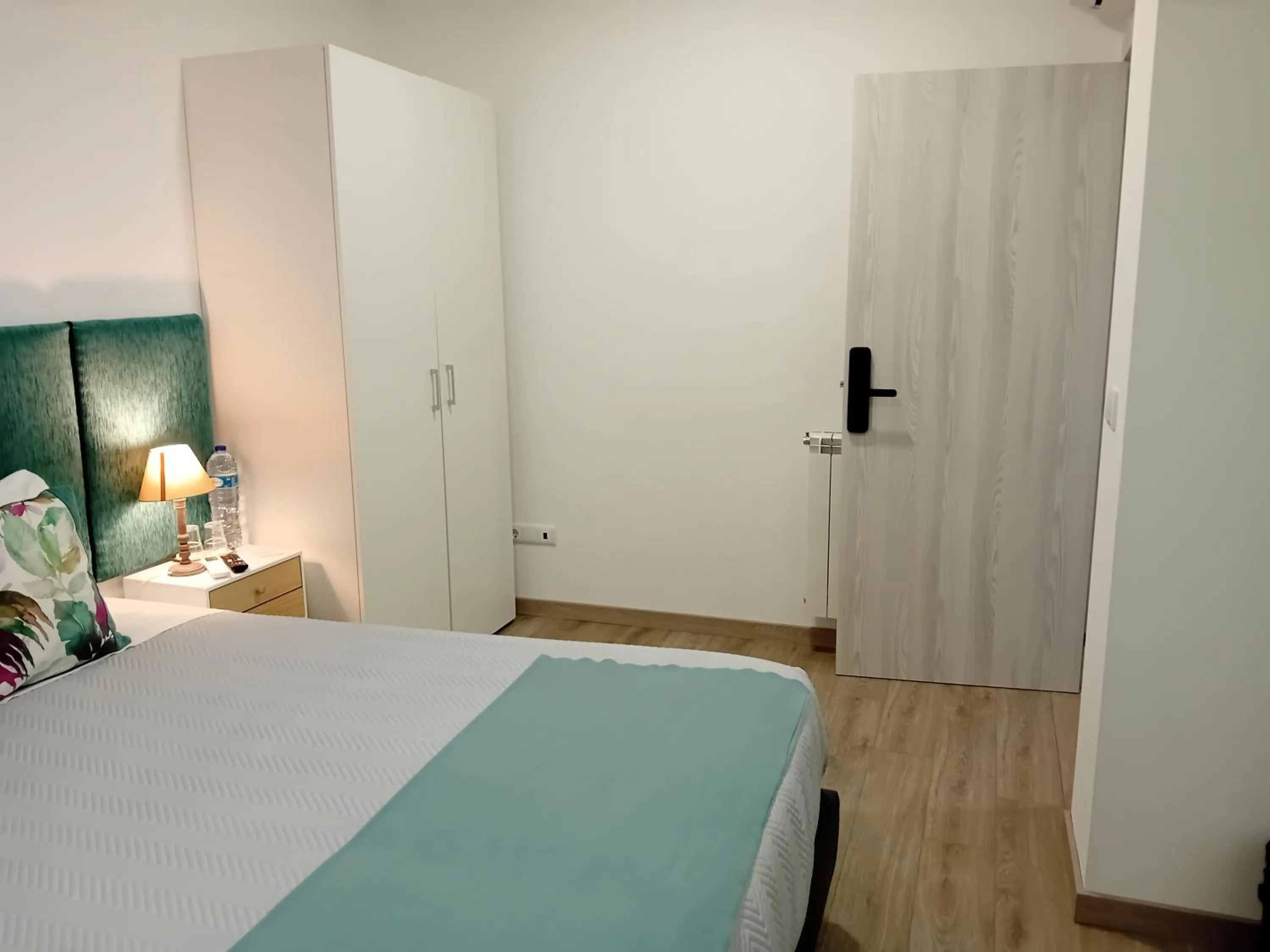 Bed in Garden House Fundão