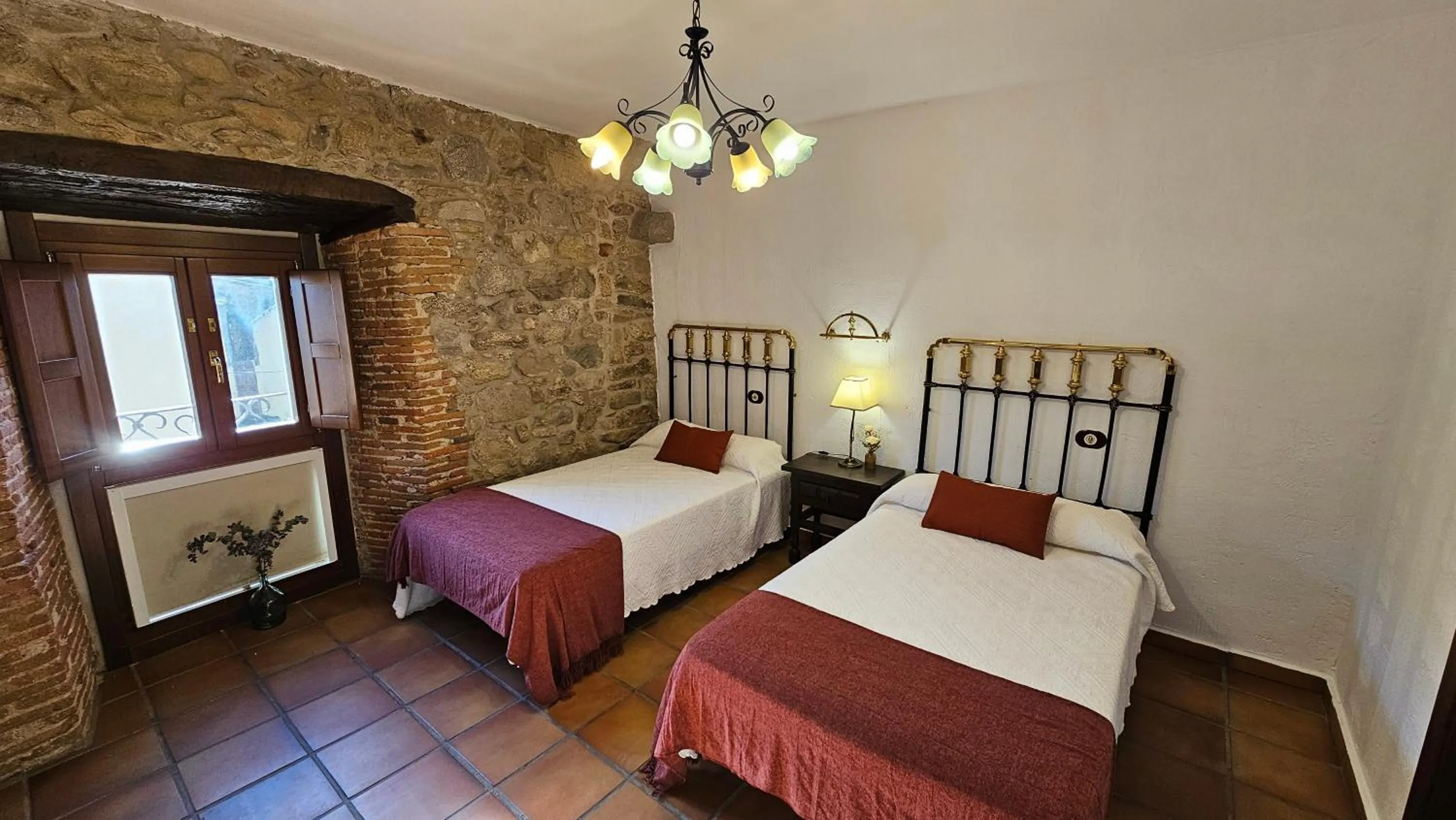 Twin Room - single occupancy in La Clerecia de Ledesma