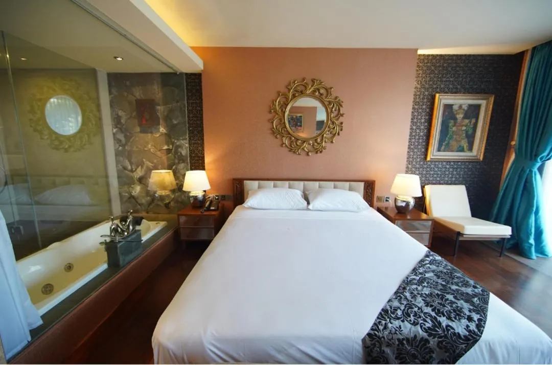 The Culture Hotel And Gallery