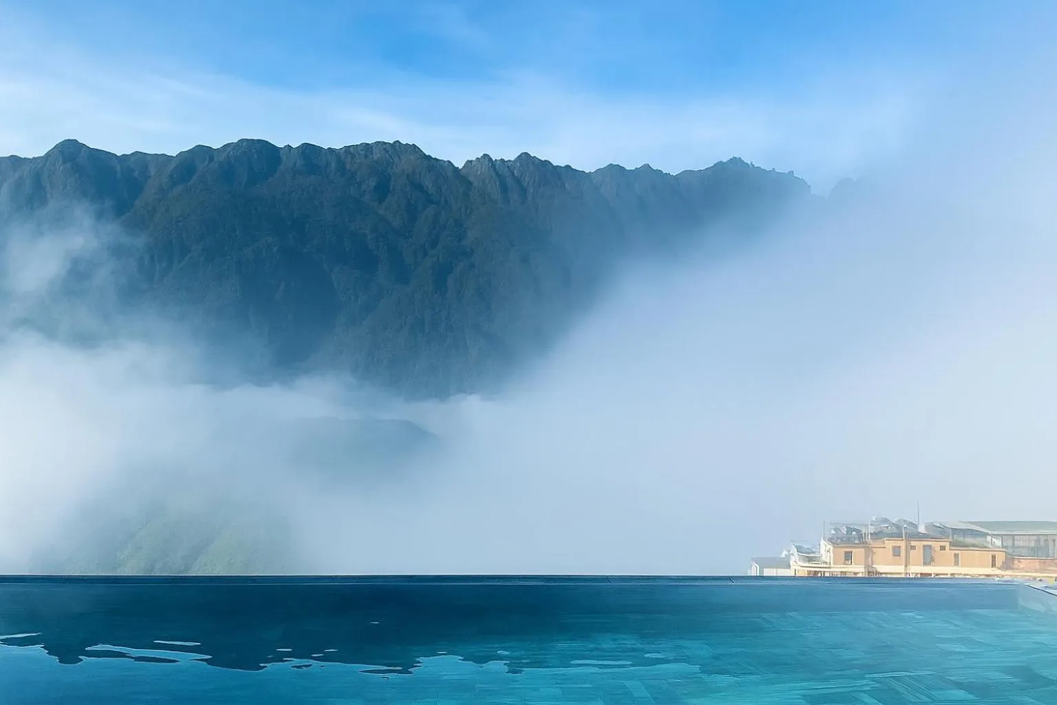 Swimming pool in Sapa Soleil Hotel