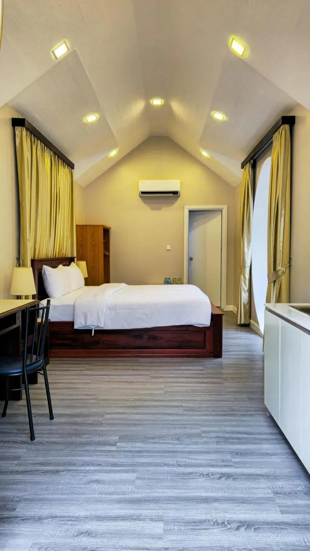 Bedroom, Bed in Dara Express Inn by Angkor Green Gardens Bedroom, Bed in Dara Express Inn by Angkor Green Gardens