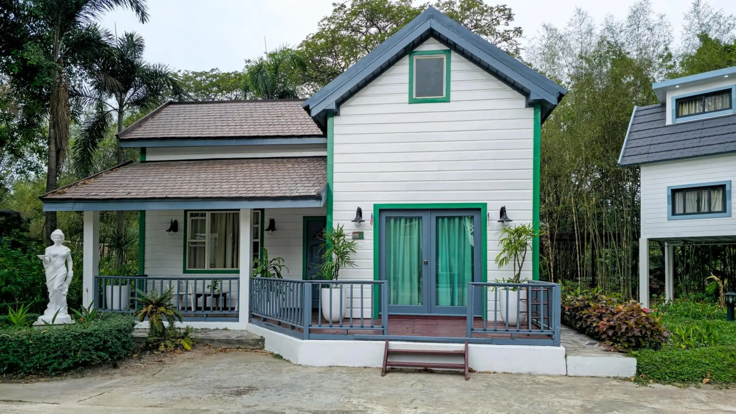 View (from property/room) in Dara Express Inn by Angkor Green Gardens View (from property/room) in Dara Express Inn by Angkor Green Gardens