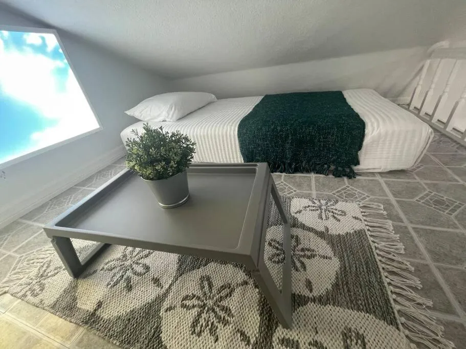 The Tiny Cottage in the Springs/ Central FL