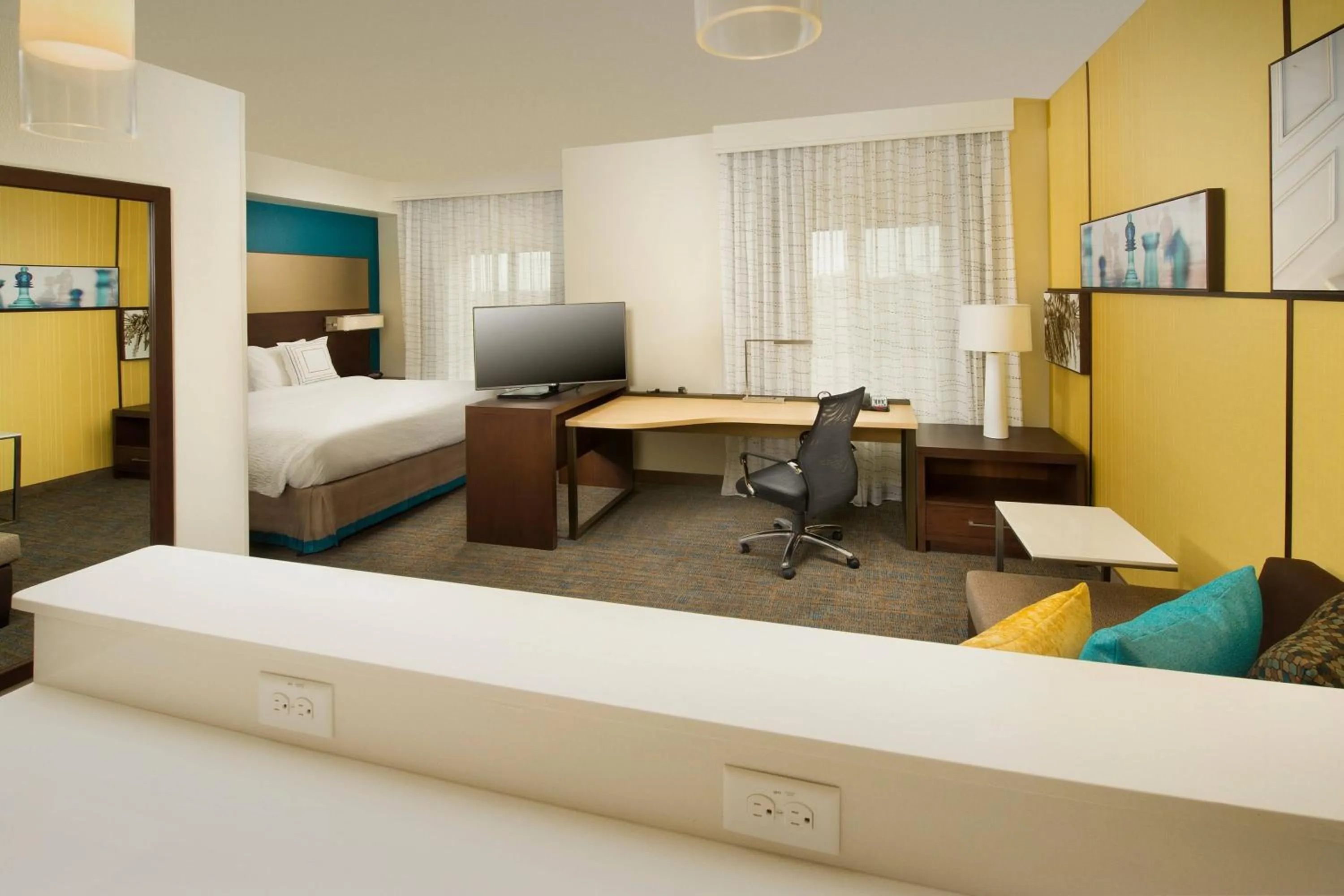 Bedroom, Bed in Residence Inn by Marriott Tyler