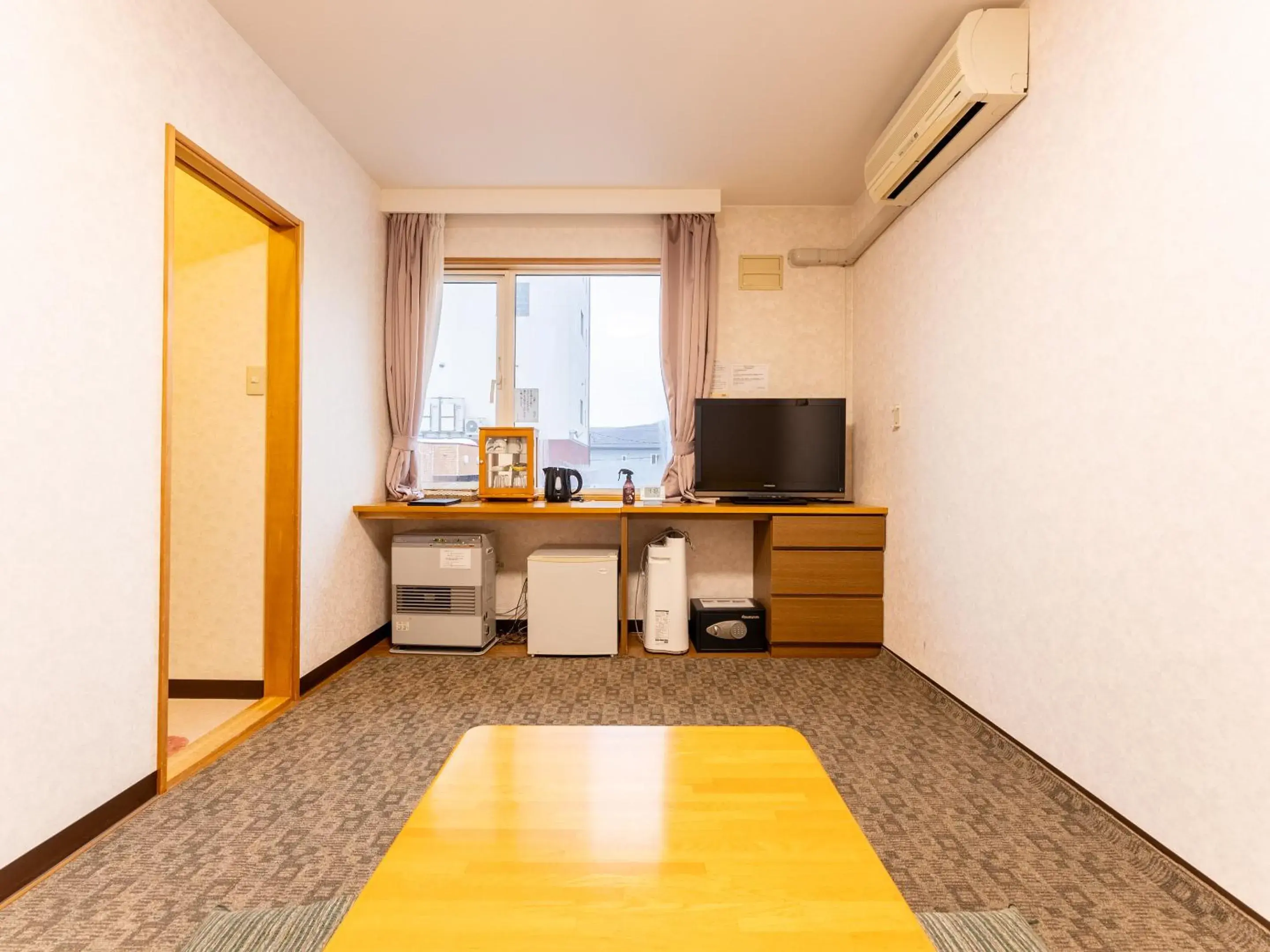 Standard Room with Futon Mat - Non-Smoking-Main BLD in LiVEMAX RESORT Shiretoko Sea Front Standard Room with Futon Mat - Non-Smoking-Main BLD in LiVEMAX RESORT Shiretoko Sea Front