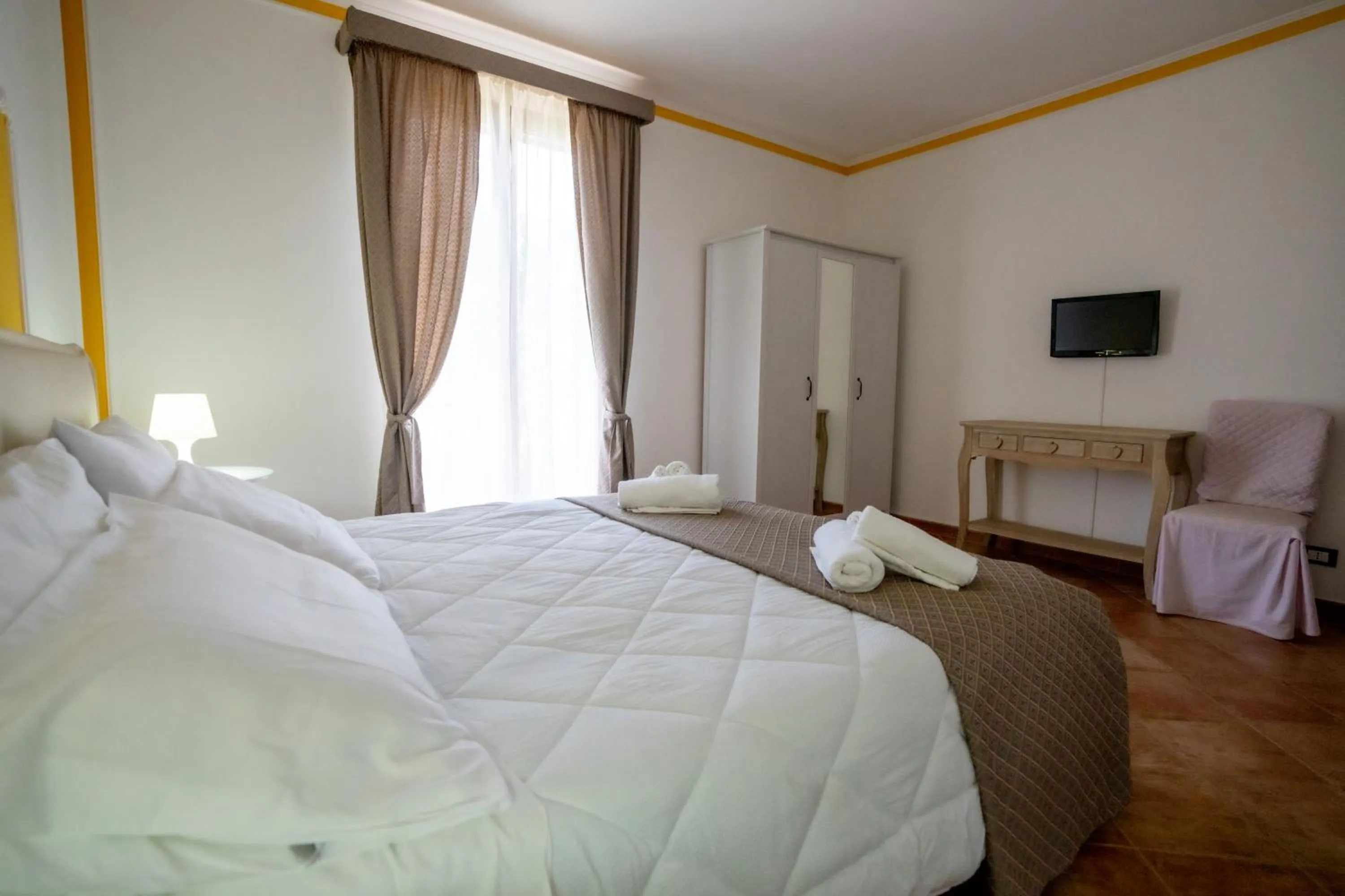 Bedroom, Bed in - Vista Egadi -