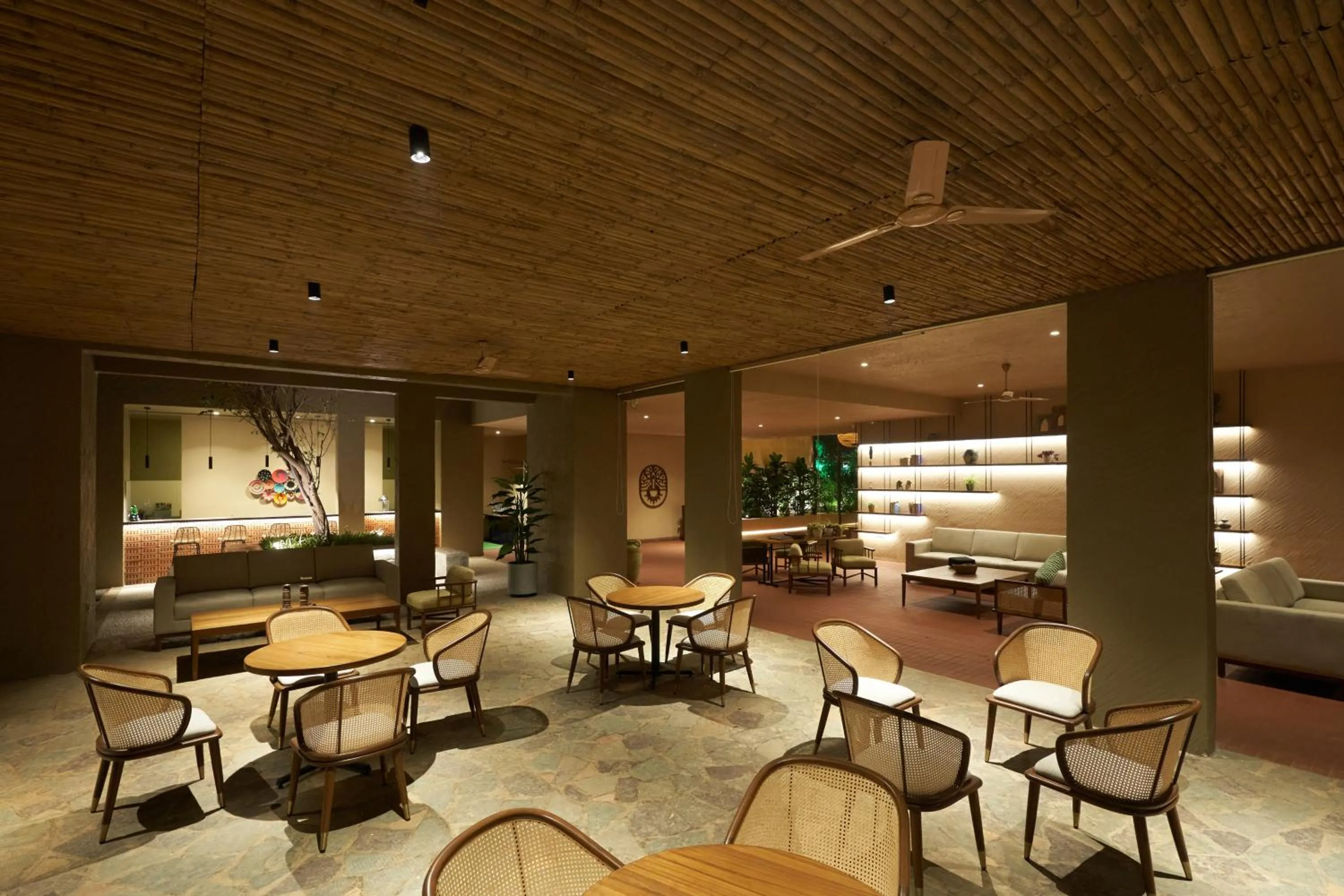 Restaurant/places to eat in Ikshana Resort and Spa, Khandala