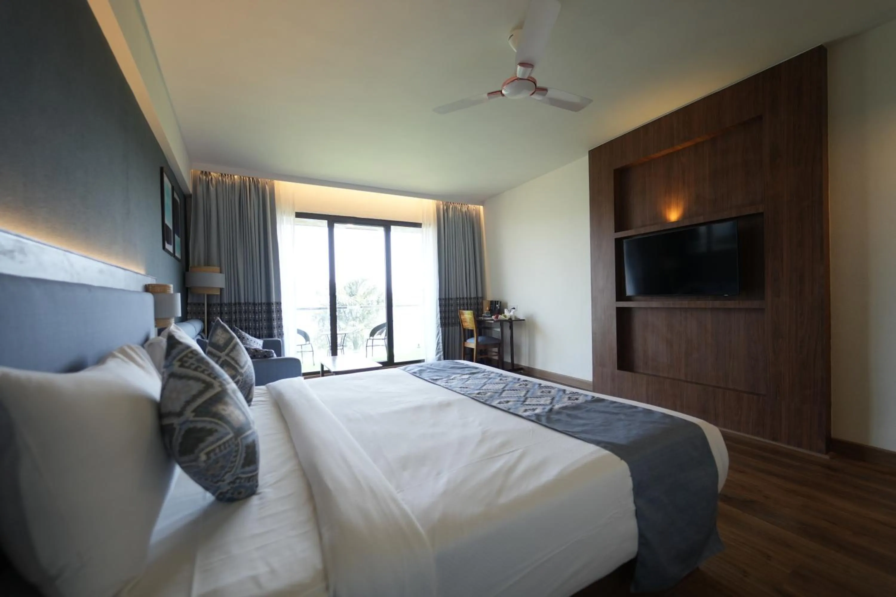 Bedroom, Bed in Ikshana Resort and Spa, Khandala