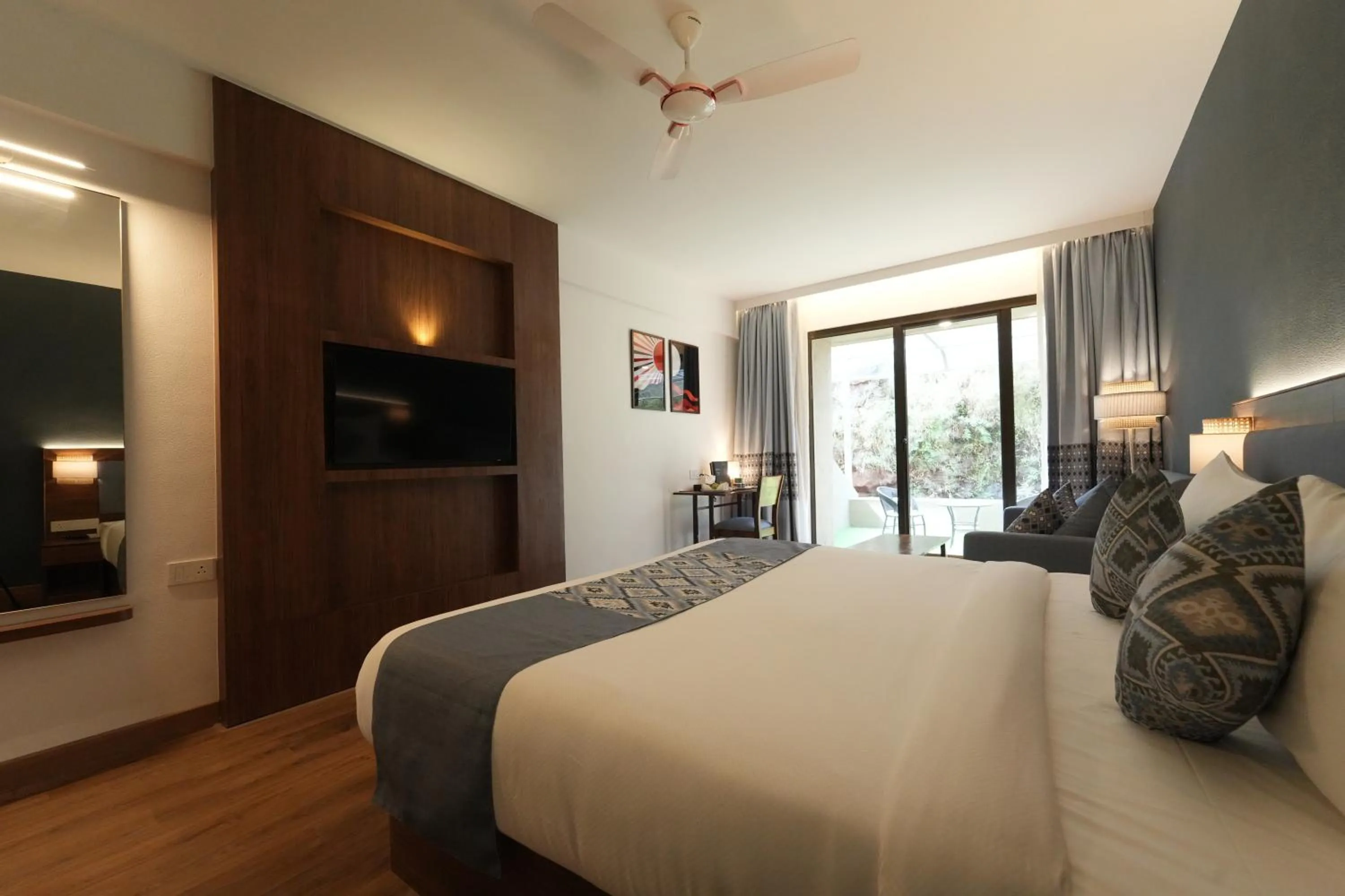 Bedroom, Bed in Ikshana Resort and Spa, Khandala