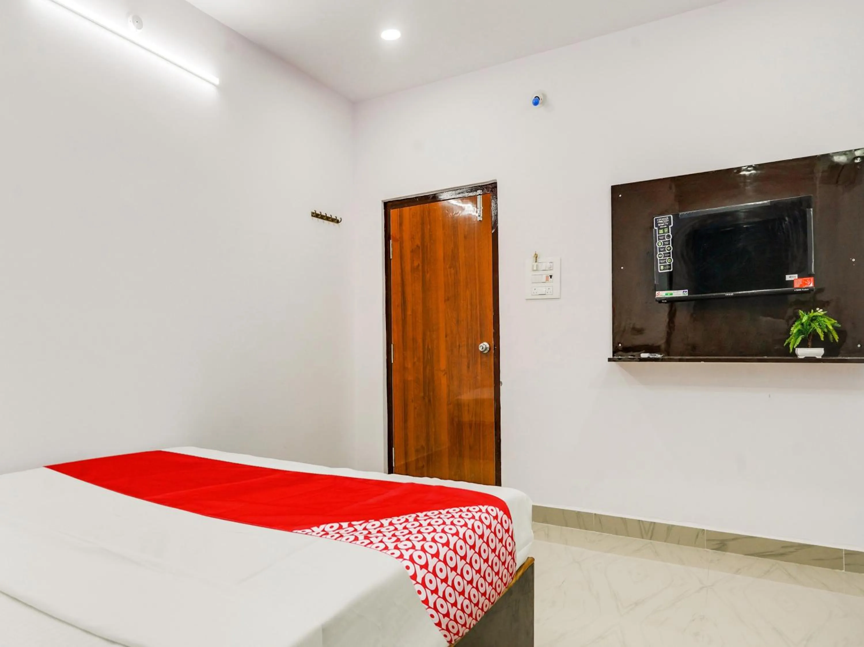 Bedroom, Bed in Hotel O Stay Happy