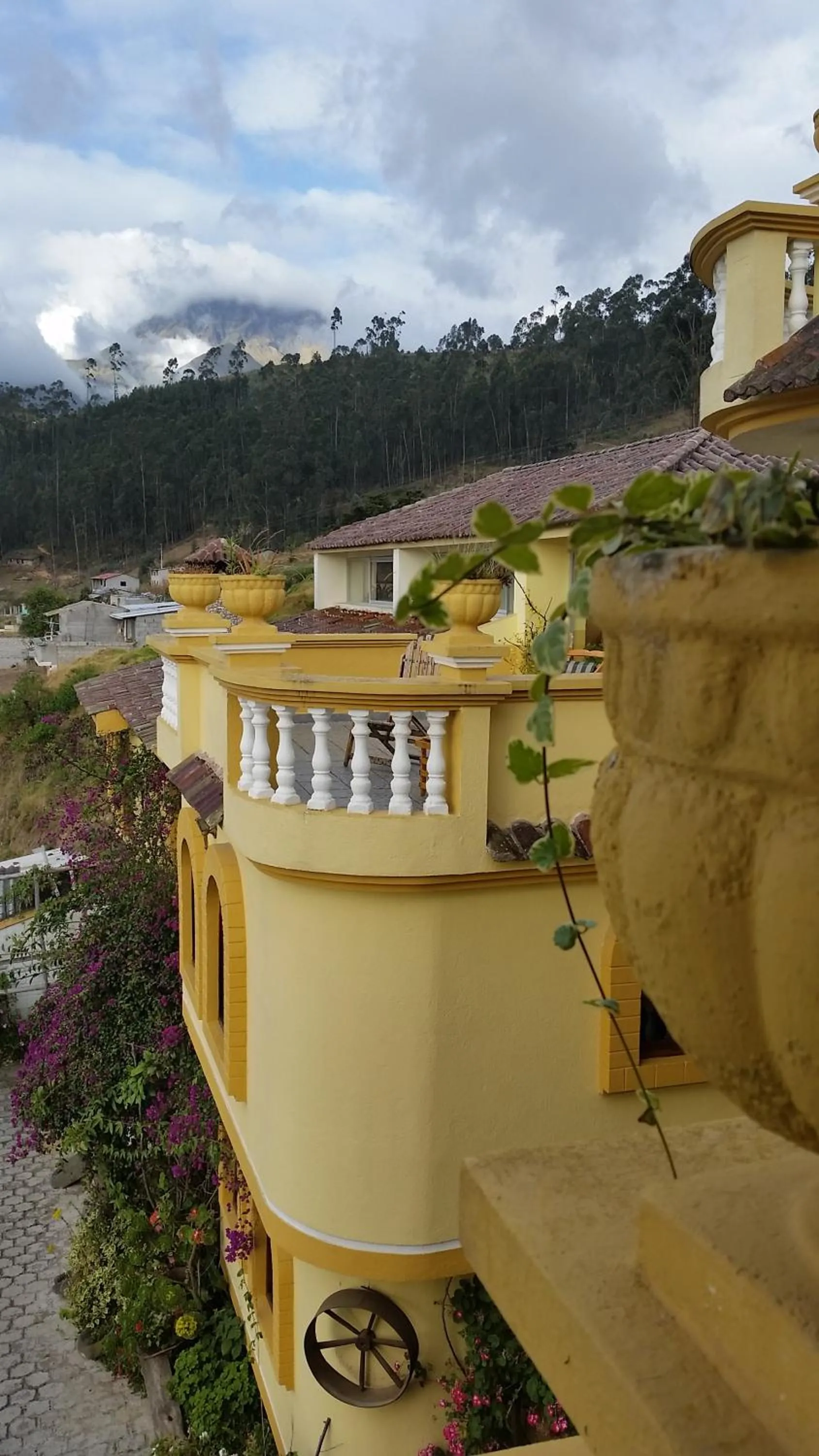 Balcony/Terrace in Hostal Curiñan