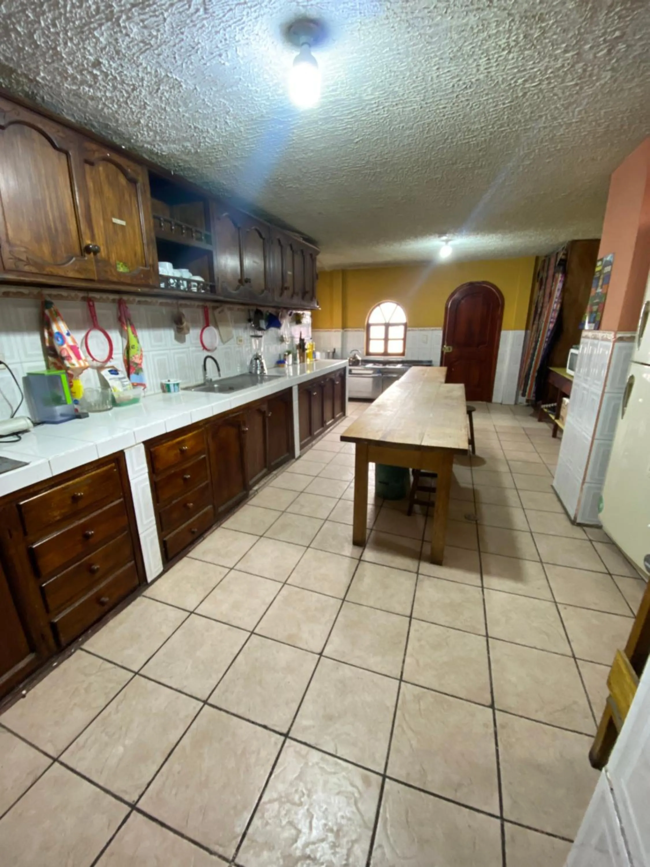 Kitchen or kitchenette in Hostal Curiñan