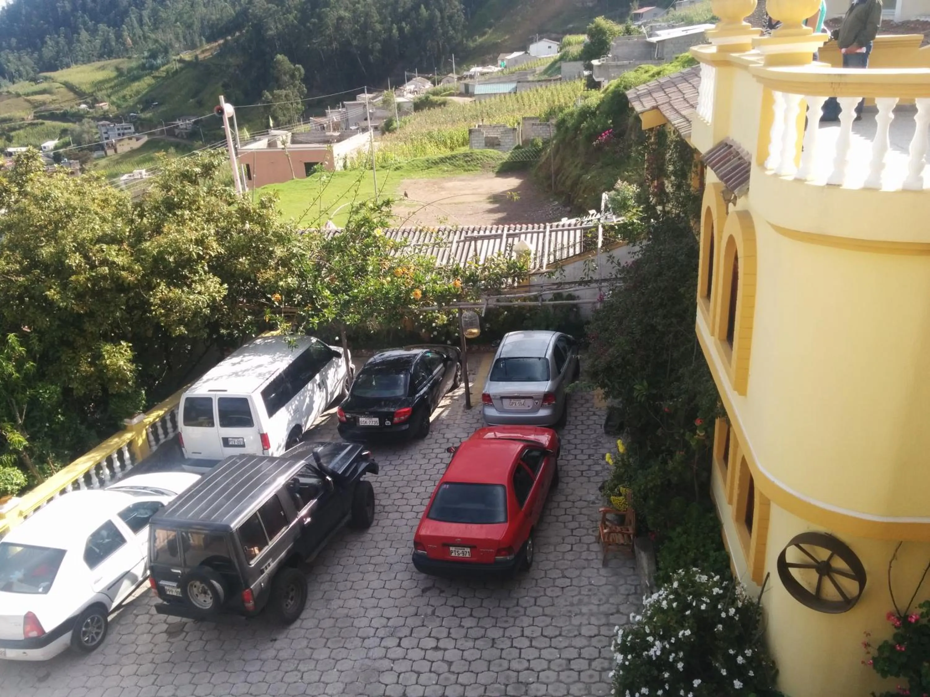 Day in Hostal Curiñan