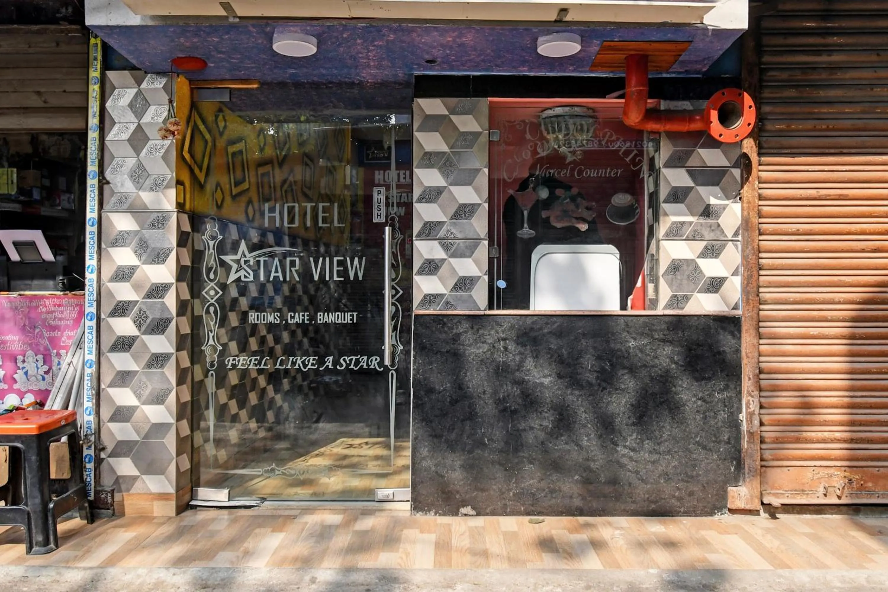 Facade/entrance in Hotel O Star View