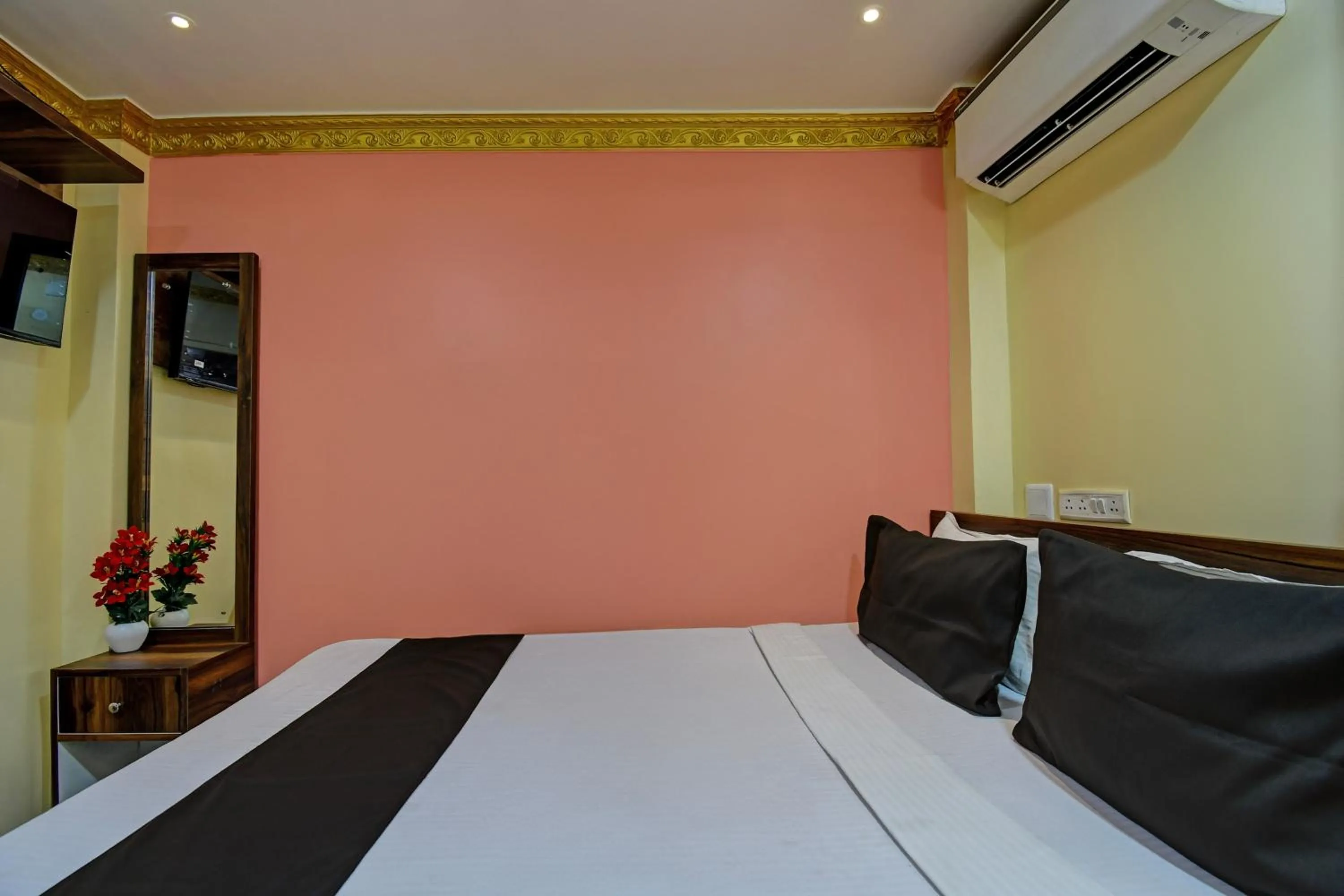 Bedroom in Hotel O Star View