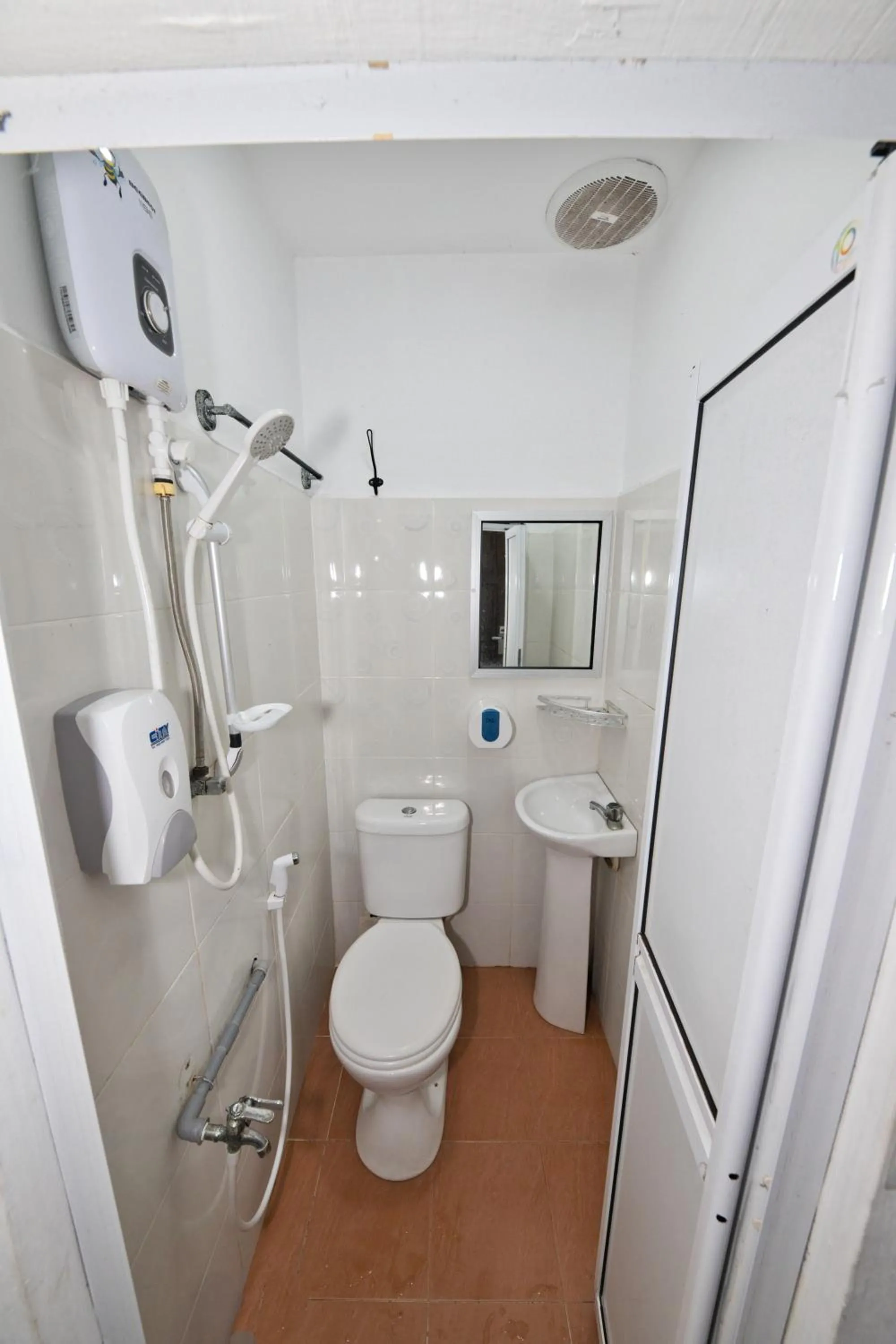 Bathroom in Hotel O Noor Arfa River Chalet