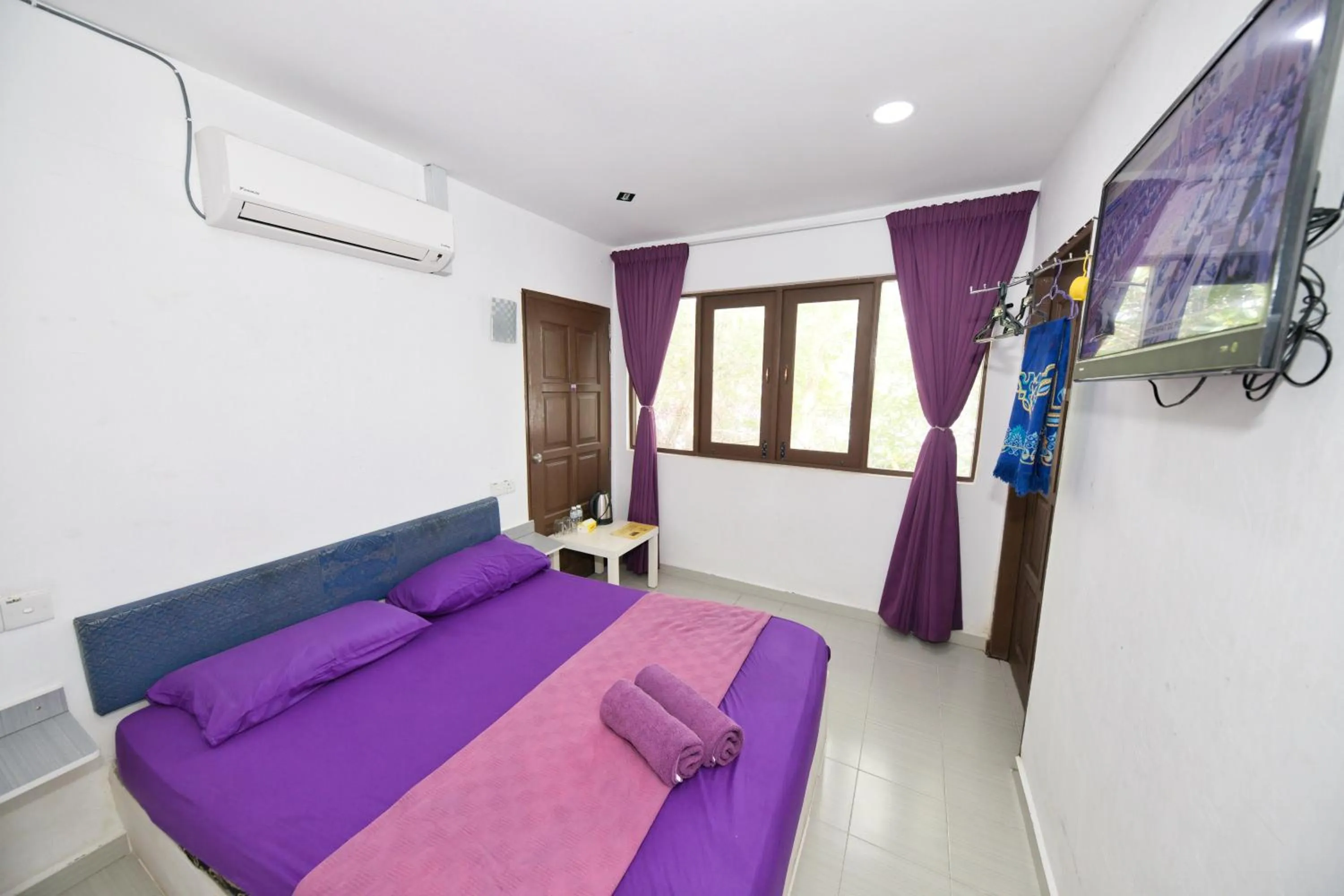 Bedroom in Hotel O Noor Arfa River Chalet