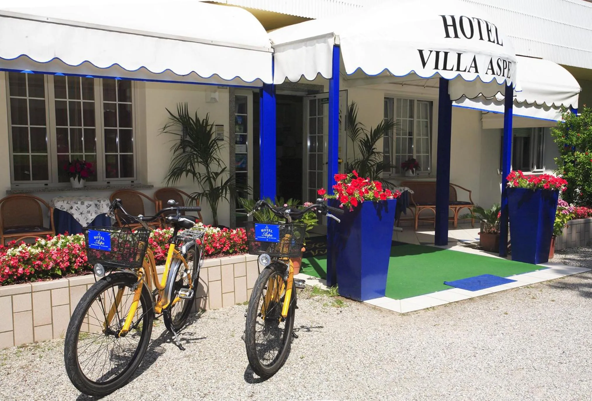 Facade/entrance in Hotel Aspe