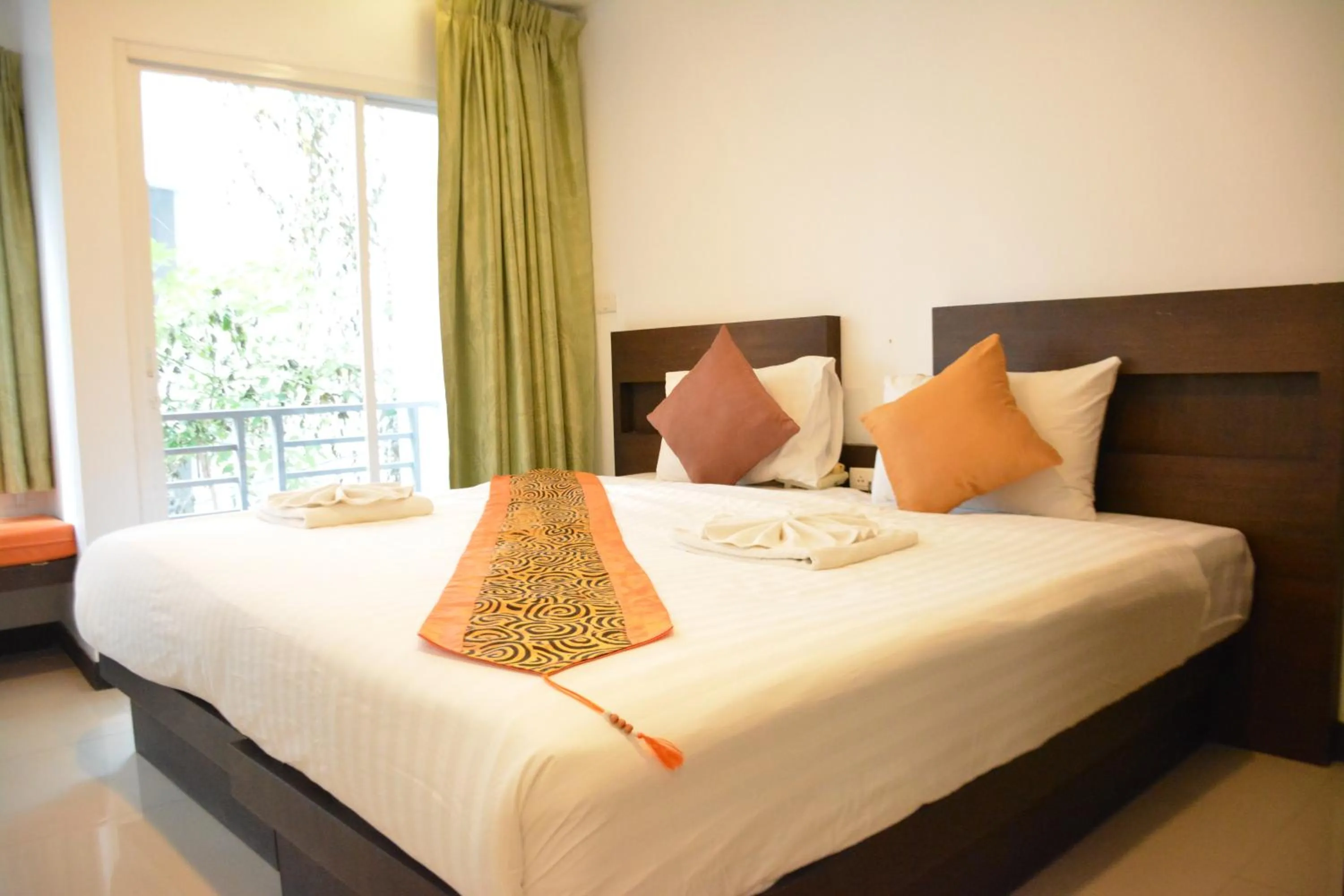 Photo of the whole room, Bed in Zephyr Grand Hotel