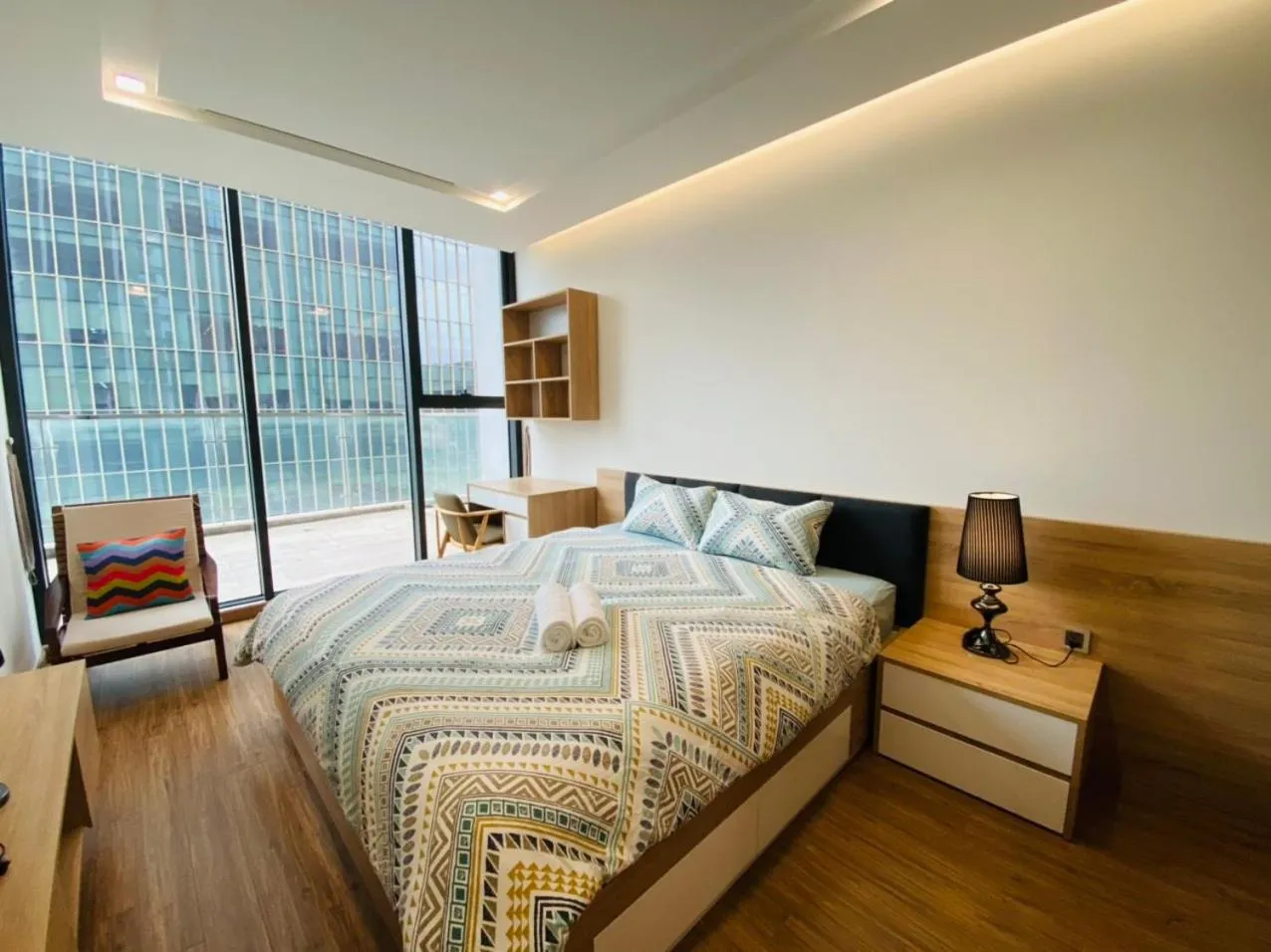 Bed in Vinhomes Metropolis Harmony Residence