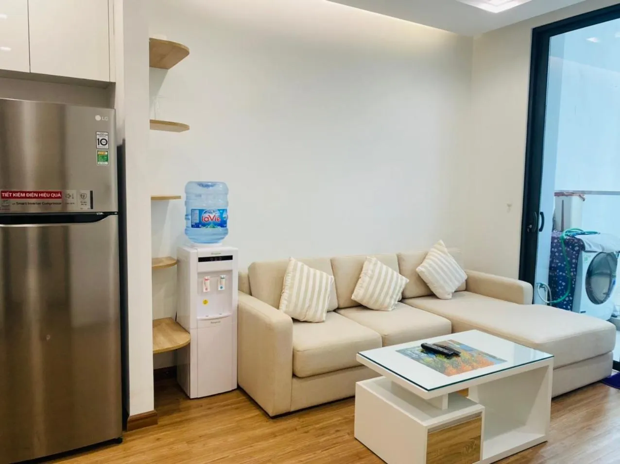 Seating area in Vinhomes Metropolis Harmony Residence