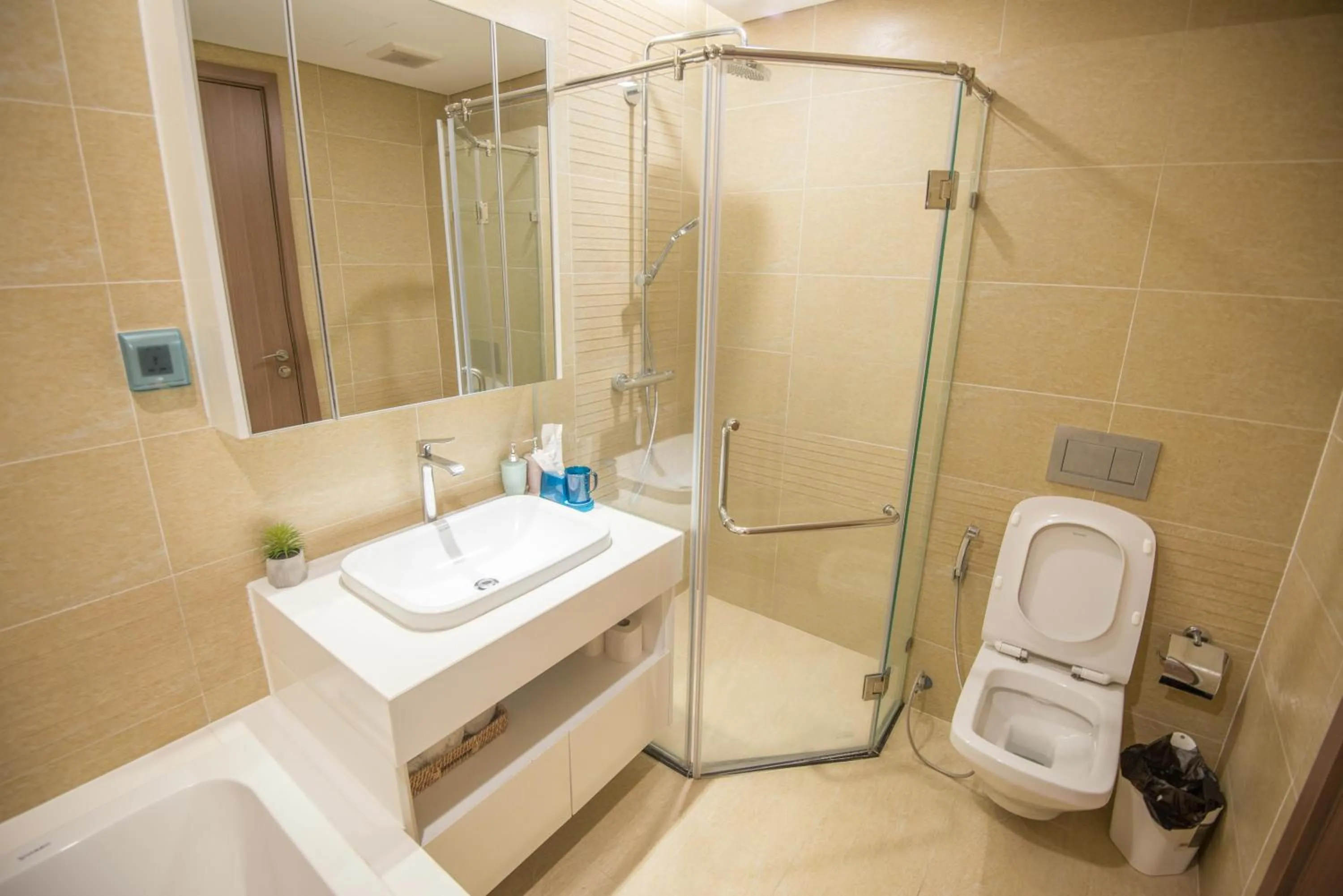 Toilet in Vinhomes Metropolis Harmony Residence