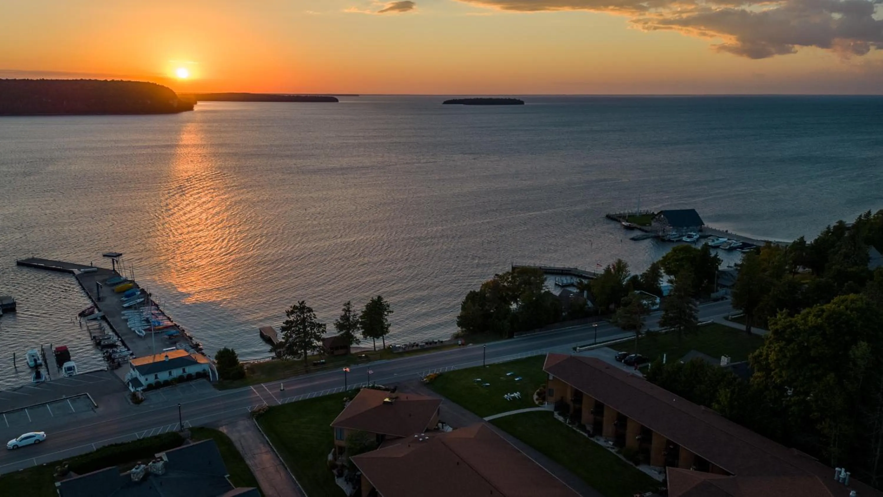Pine Grove Resort