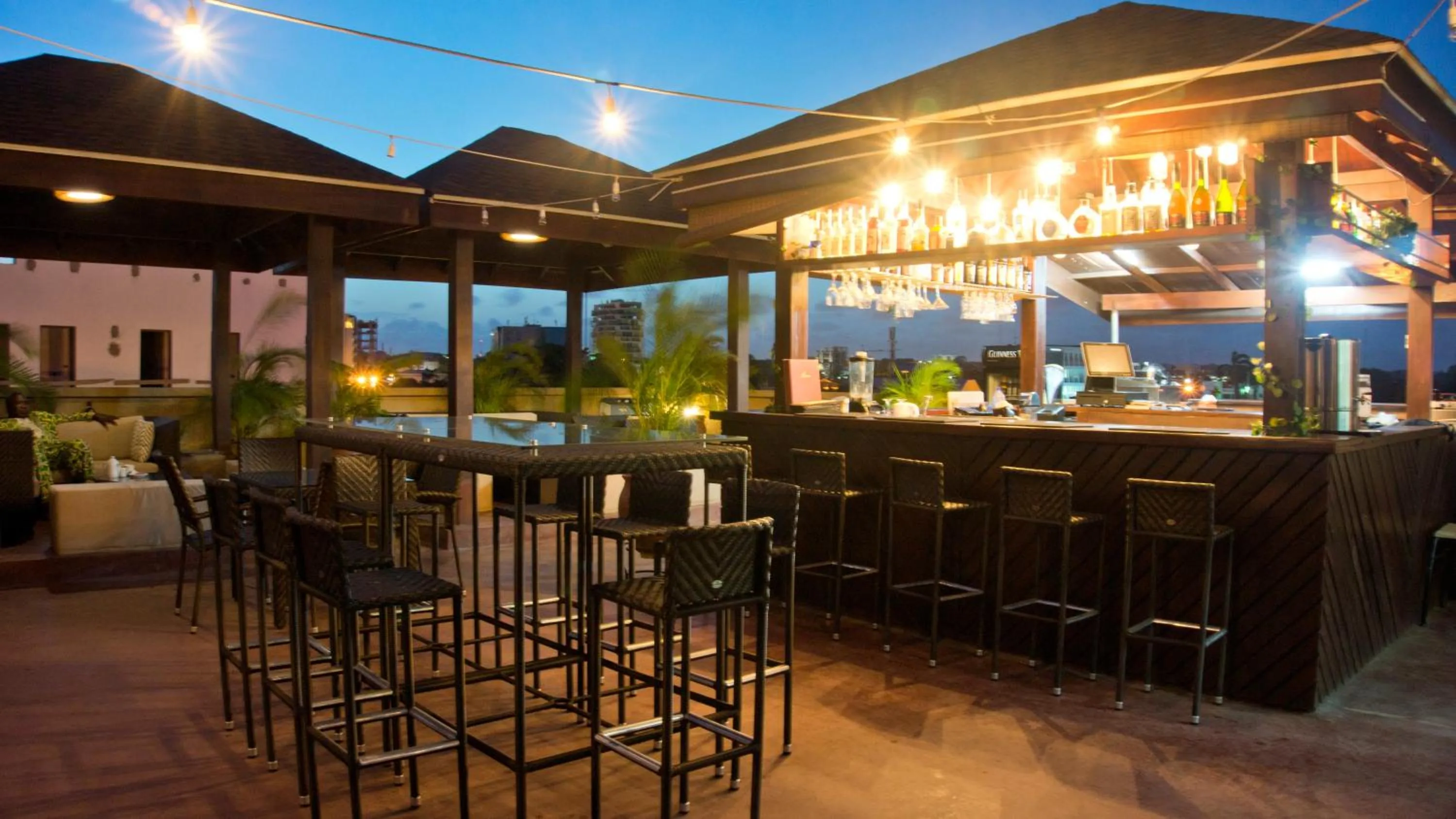 Lounge or bar in Tropical Enclave Hotel